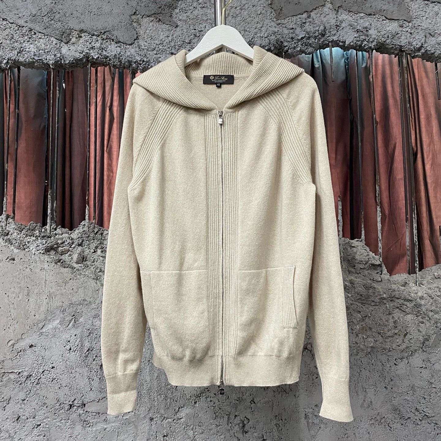 Loro Piana Loro Piana Baby Cashmere Zip Hoodie Size 42 Size M / US 6-8 / IT 42-44 - 1 Thumbnail