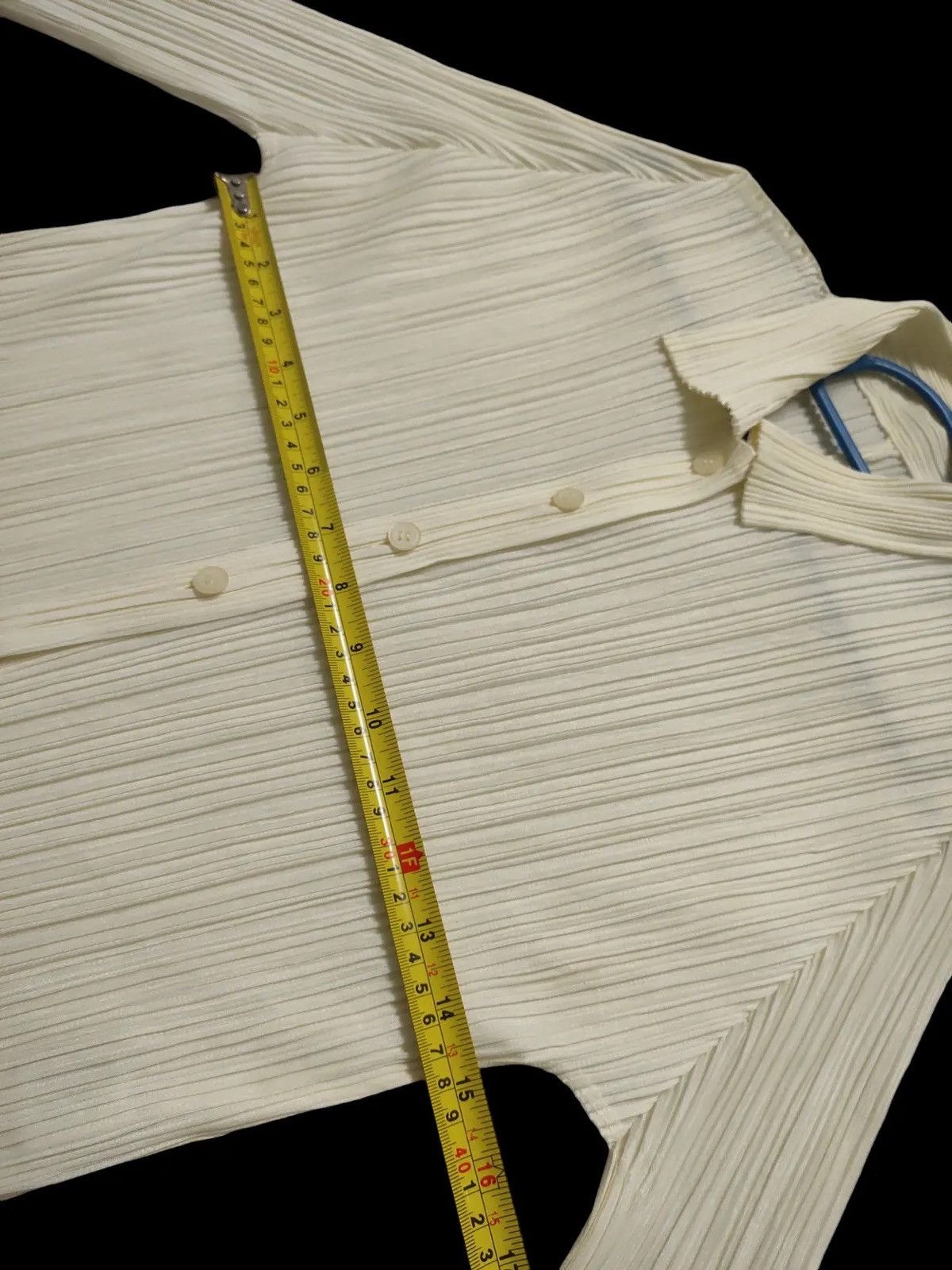 Issey Miyake issey Miyake Pleats Please Cream Button Up Size M / US 6-8 / IT 42-44 - 3 Thumbnail