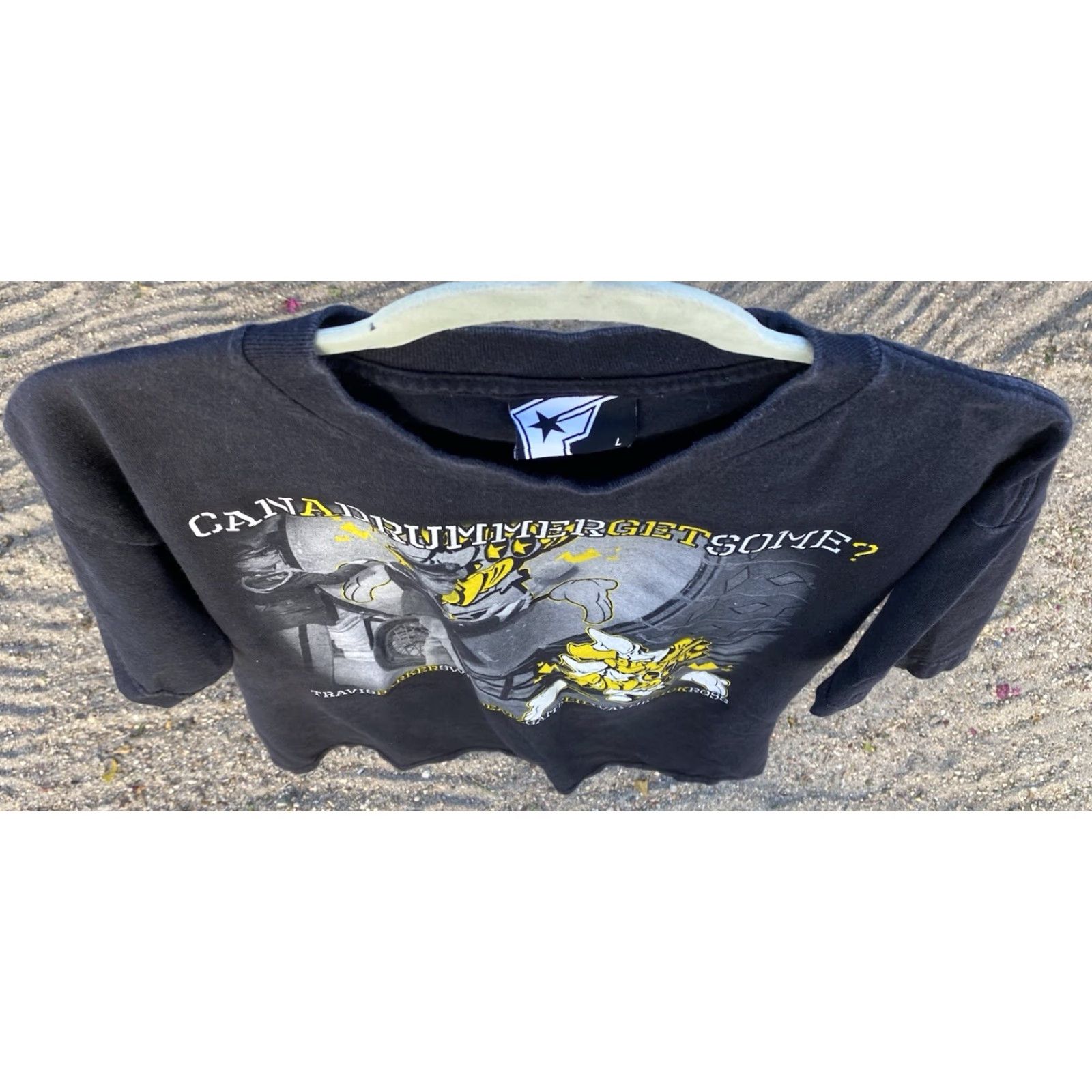 Barker Famous Stars & Straps Can A Drummer Get Some T-Shirt Black Short Sleeve L Mens Graphic Print Hip Hop Punk Rock 2000s 90s Theme Size US L / EU 52-54 / 3 - 7 Thumbnail