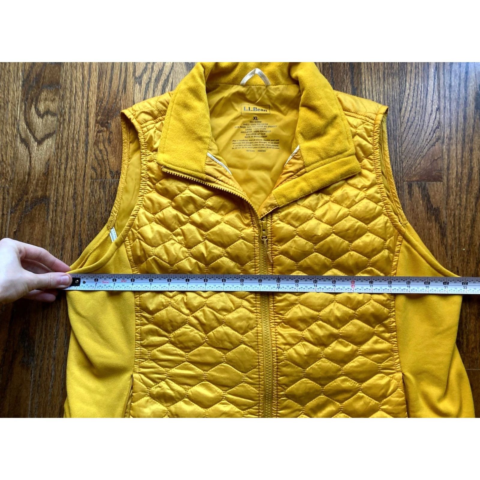 Vintage L.L. Bean Vest Womens XL Quilted Full Zip Thinsulate Yellow Vest, Regular, Sleeveless, Softshell, Pockets, Water Resistant, Lined, Insulated Size XL / US 12-14 / IT 48-50 - 4 Thumbnail