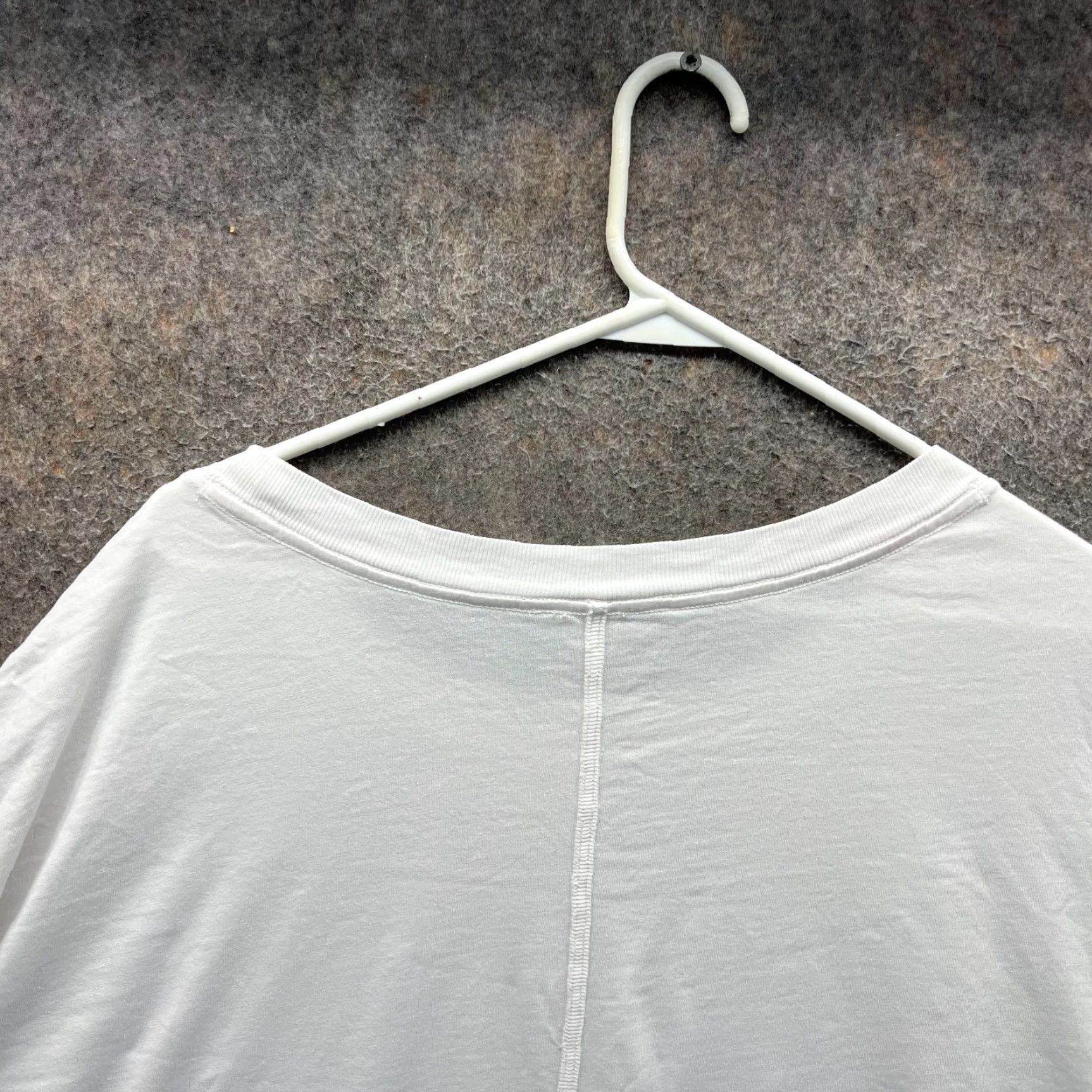Lululemon VINTAGE? No — Lululemon Fundamental Shirt Mens 5XL White Pima Cotton Oversized Tee Size US XXL / EU 58 / 5 - 3 Thumbnail