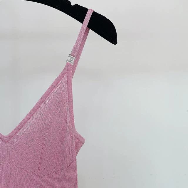 Chanel Chanel Pink suspender jumpsuit Size 25" / US 0 / IT 36 - 3 Thumbnail