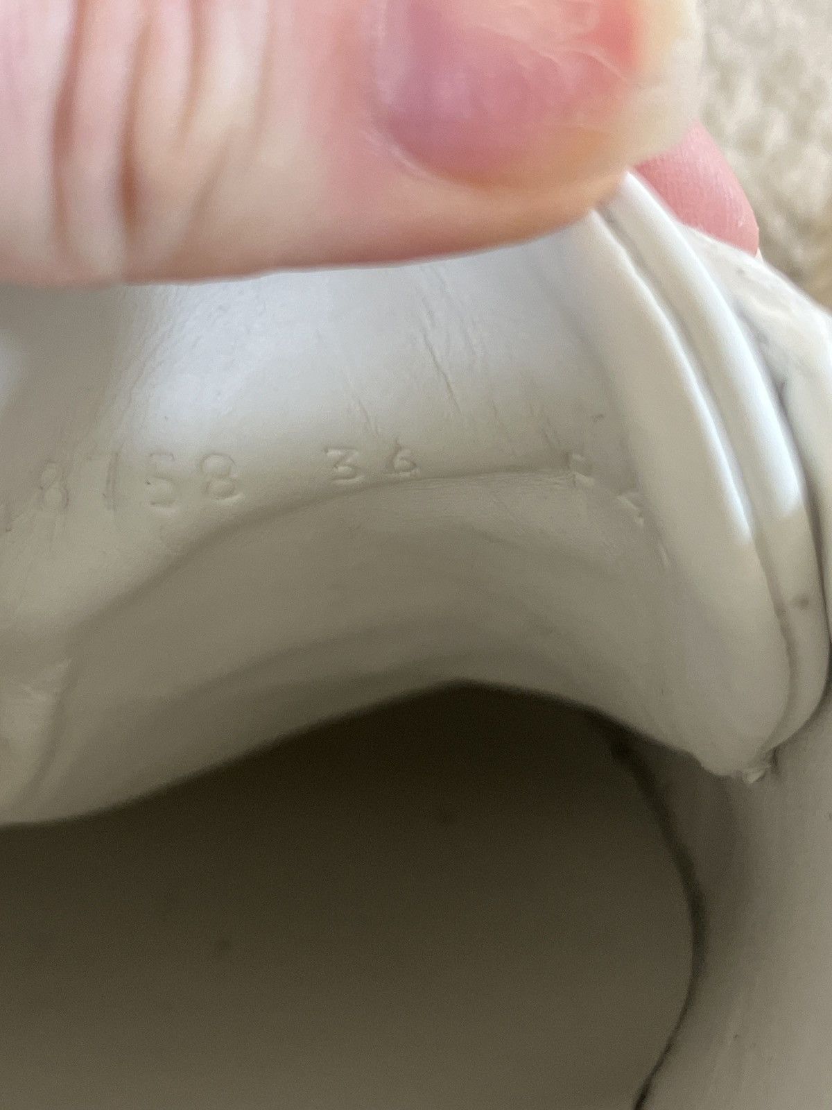 Gucci Gucci White Women's Ace Sneaker With Interlocking G Size US 6 / IT 36 - 3 Thumbnail