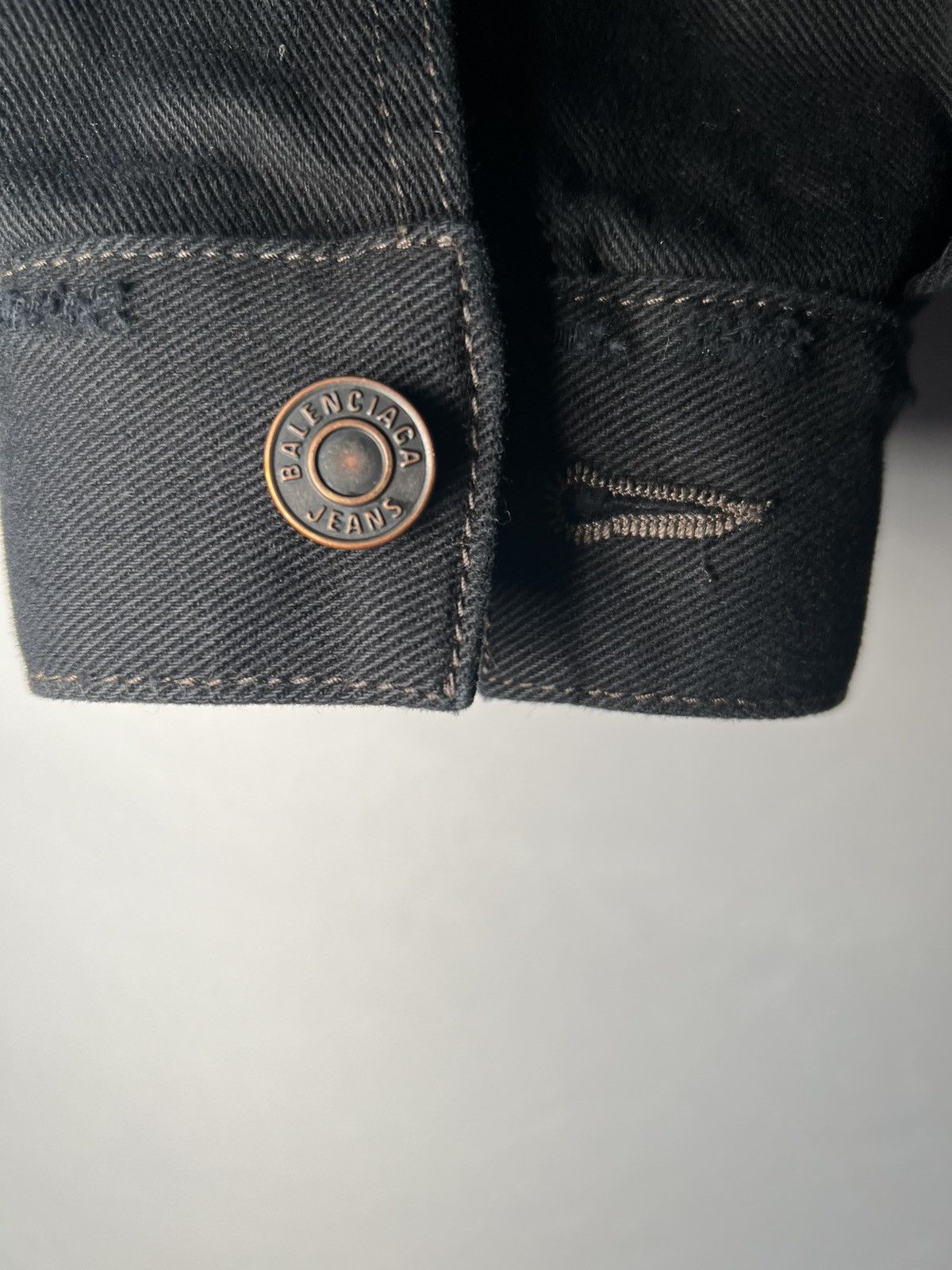 Balenciaga Balenciaga AW22 Distressed Pullover Denim Hoodie Size US M / EU 48-50 / 2 - 5 Thumbnail