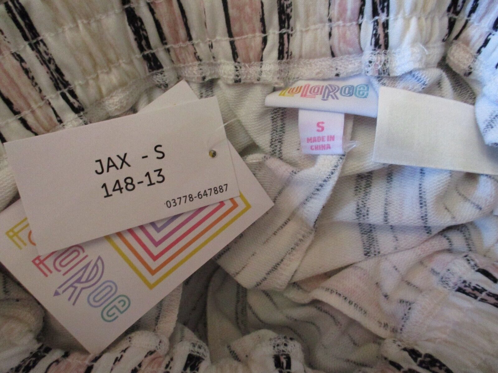 Other LuLaRoe NWT Jax Small Black Cream Pink Joggers Sweatpants Size 30" / US 8 / IT 44 - 2 Thumbnail