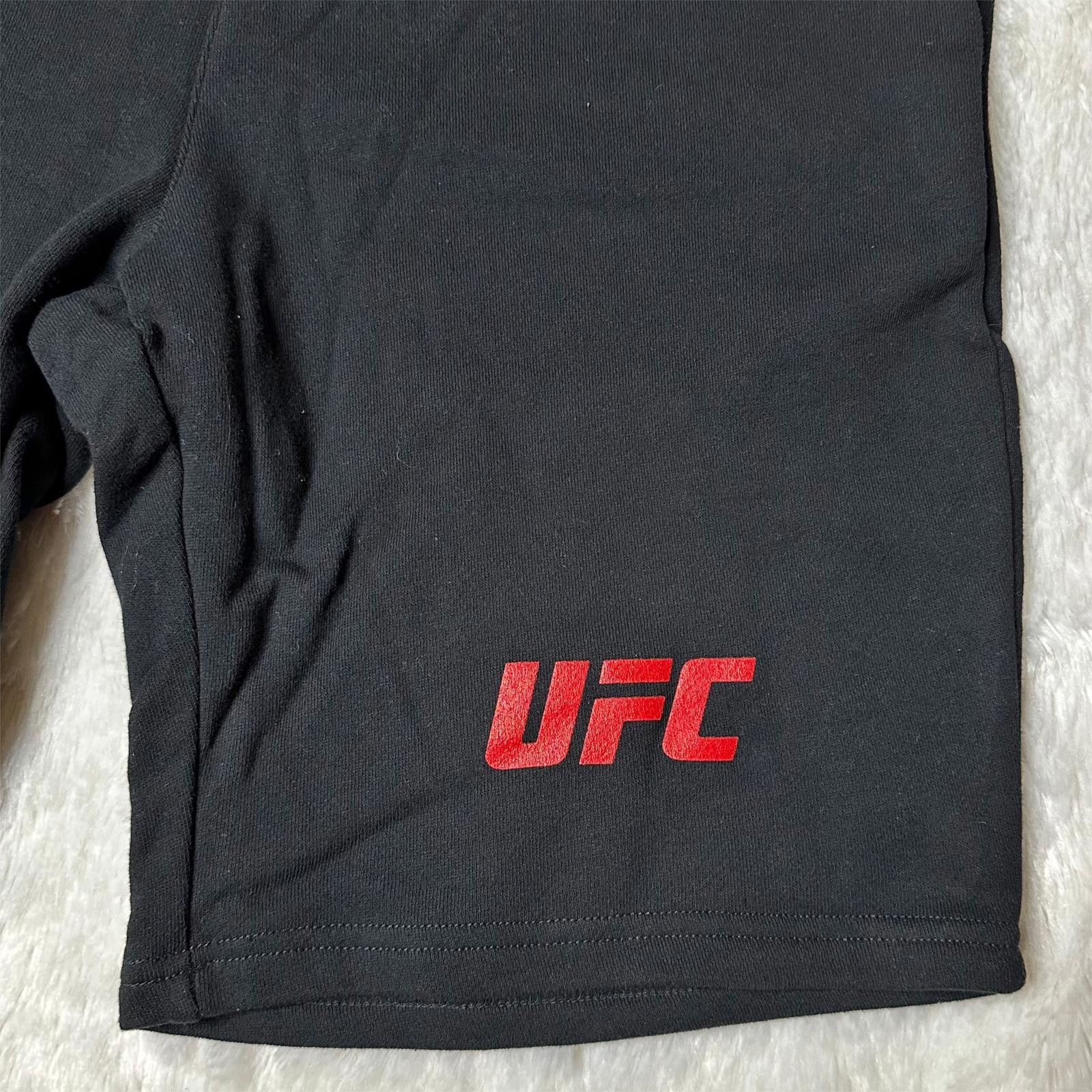UFC NWT UFC Logo Sweat Shorts Men’s Size S Elastic Waistband Size US 30 / EU 46 - 4 Thumbnail