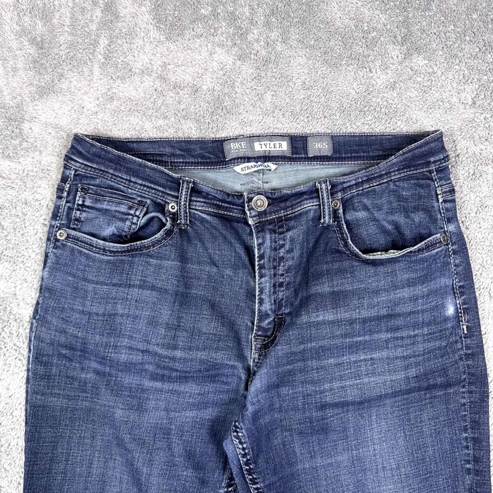 Vintage BKE Tyler Jeans Men 36S Straight Dark Wash Whisker Buckle Western Cowboy Utility Size US 36 / EU 52 - 3 Thumbnail