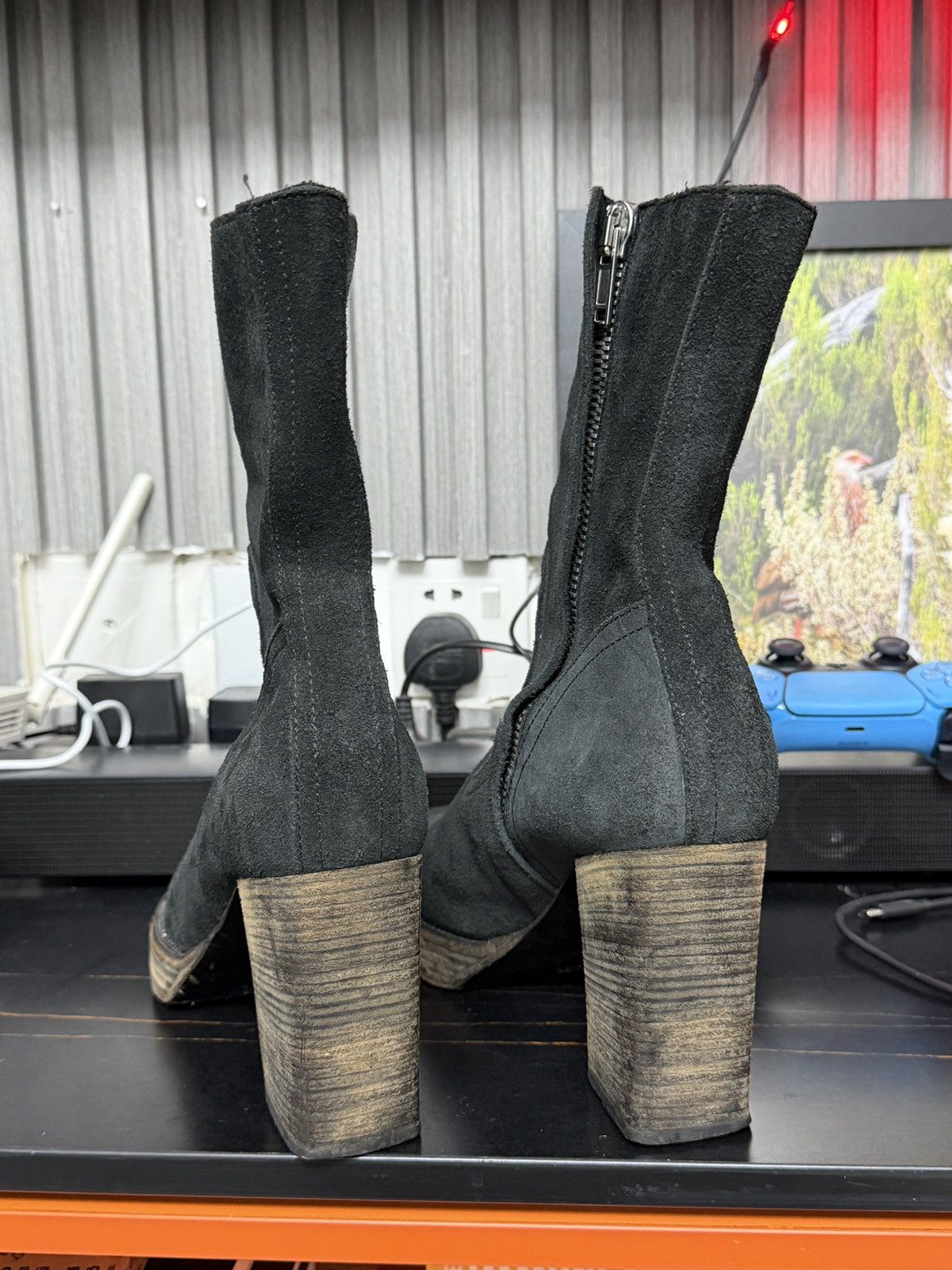 Rick Owens 🦂😮‍💨Ss05 SCORPIO suede heel Boots Size US 9 / EU 42 - 17 Thumbnail