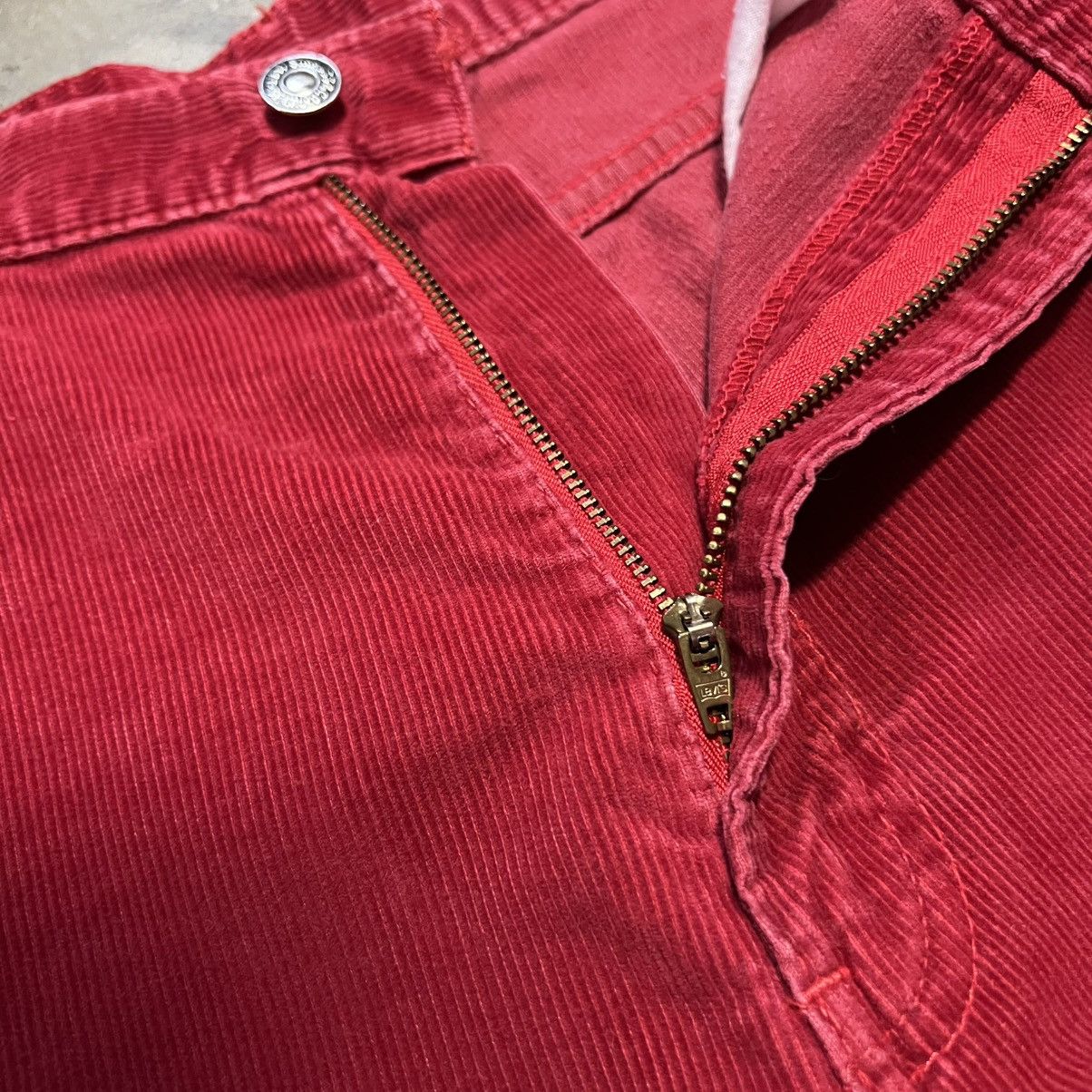 Levi's Vintage 70s Levi’s Red Corduroy Pants Straight Western USA Size US 27 - 11 Thumbnail