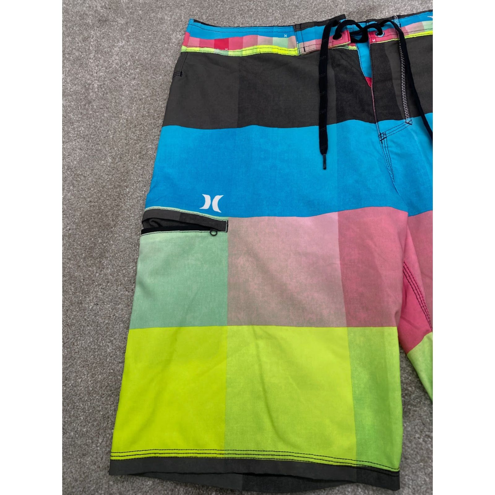 Hurley Hurley Phantom Board Shorts Men’s 32 Striped Swim Trunks Drawstring Pockets Multicolor Beach Colorful 90s Mens Size US 32 / EU 48 - 2 Thumbnail