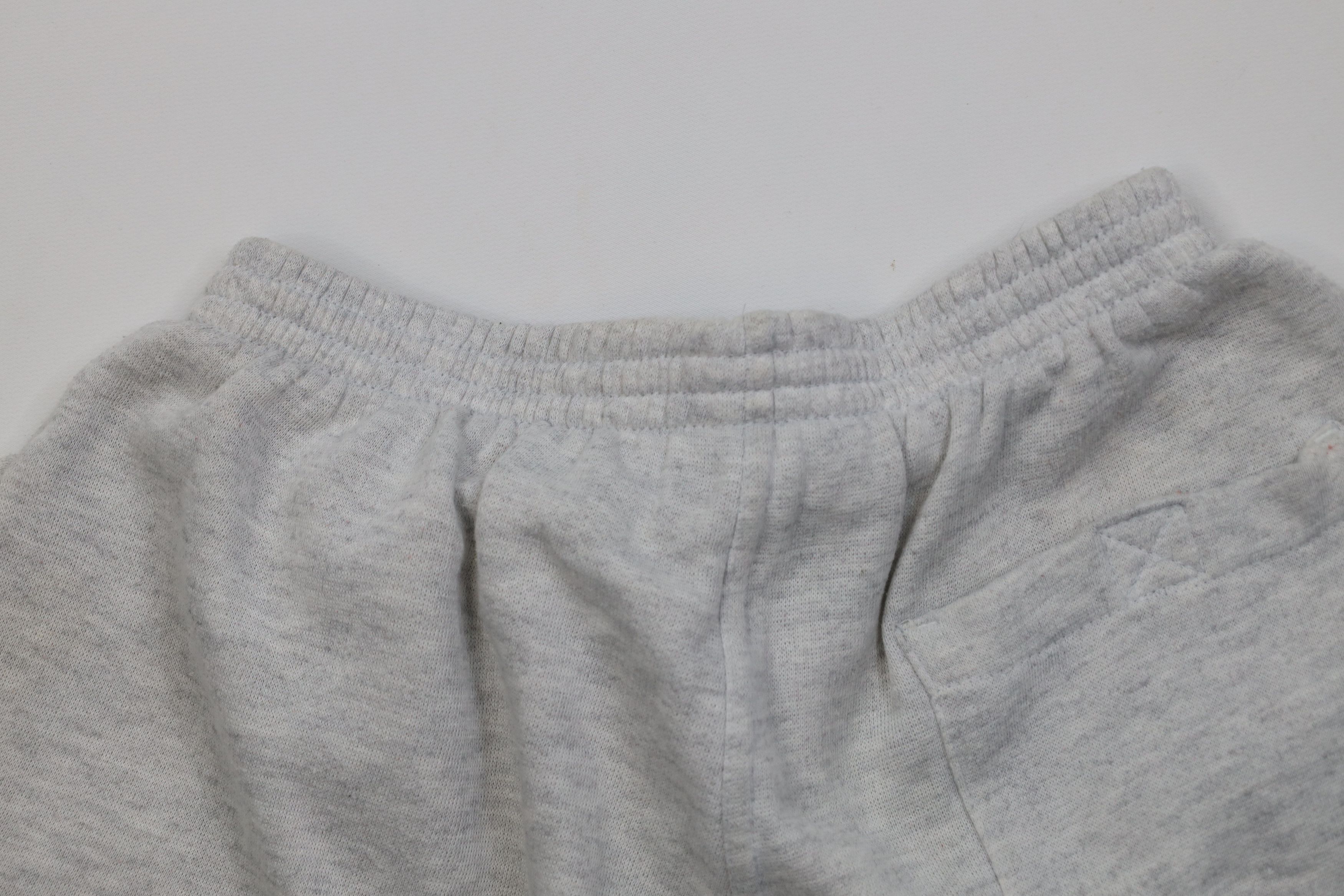 Spalding Vintage 90s Spalding Above Knee Sweatpants Shorts Gray Size US 32 / EU 48 - 11 Thumbnail