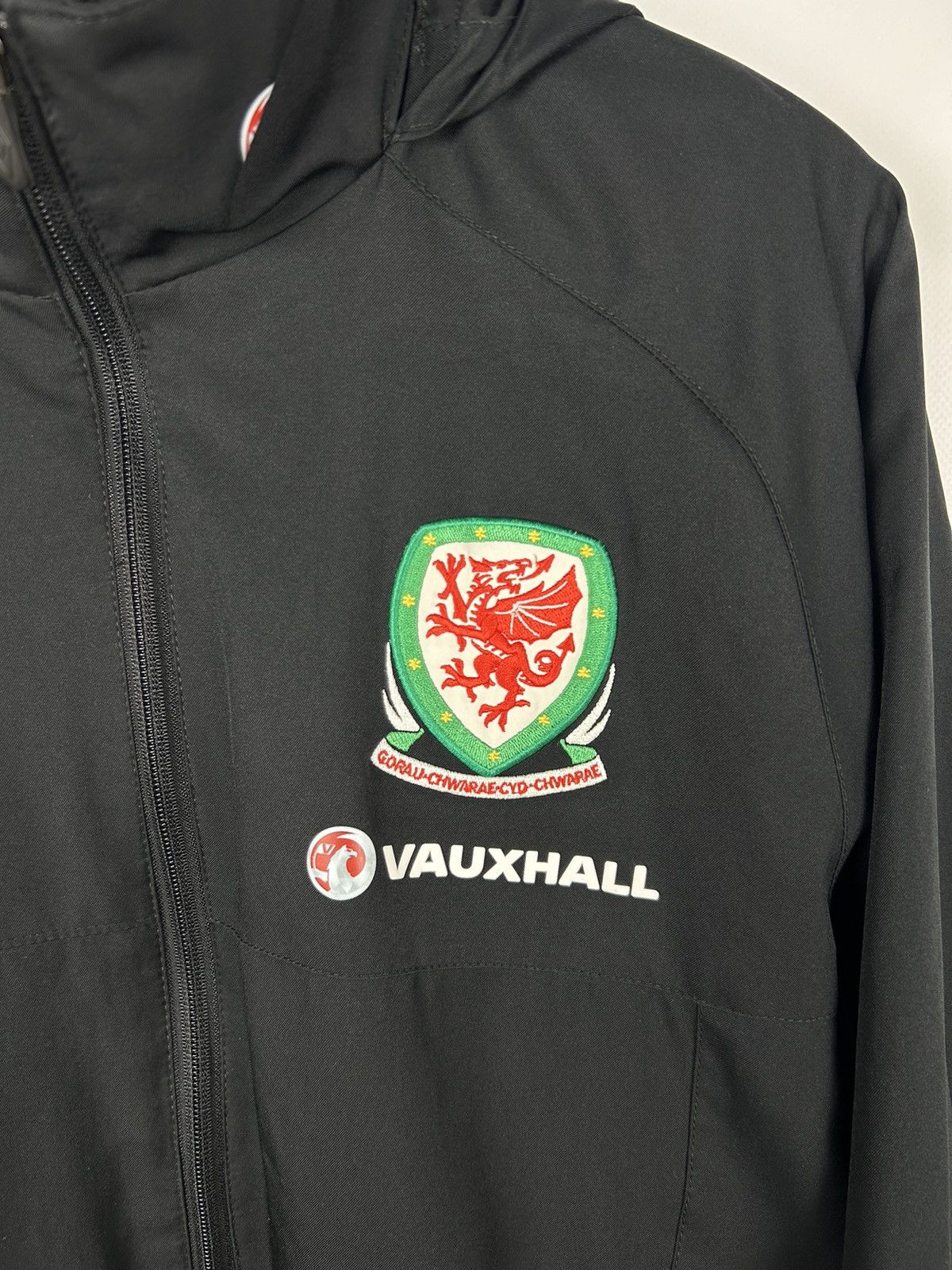 Umbro Umbro Wales Soccer Football Nylon Jacket Size M Black Size US M / EU 48-50 / 2 - 3 Thumbnail