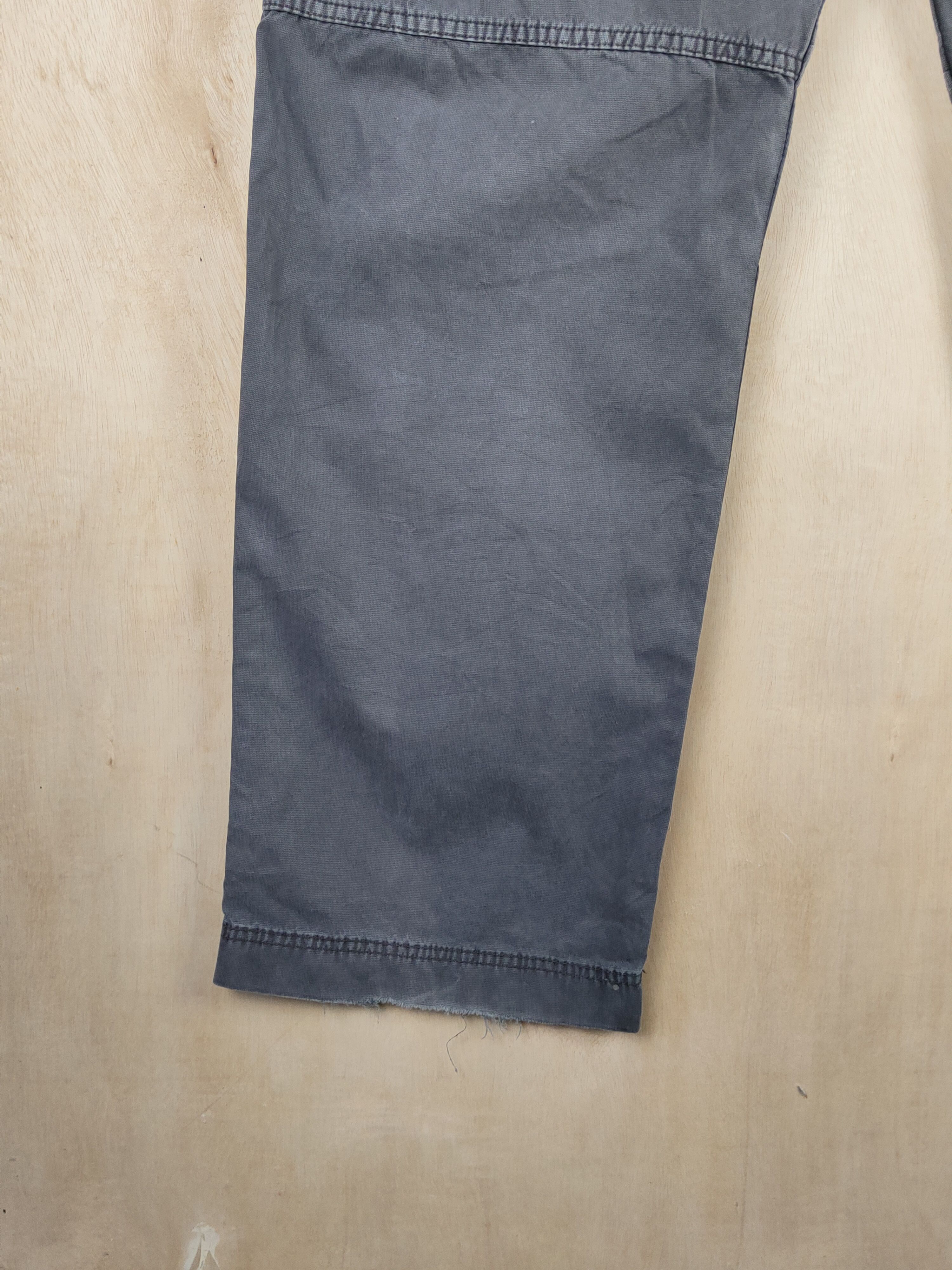 Japanese Brand Uniqlo Dark Gray Multipocket Tactical Cargo Pants #S2442 Size US 35 - 9 Thumbnail