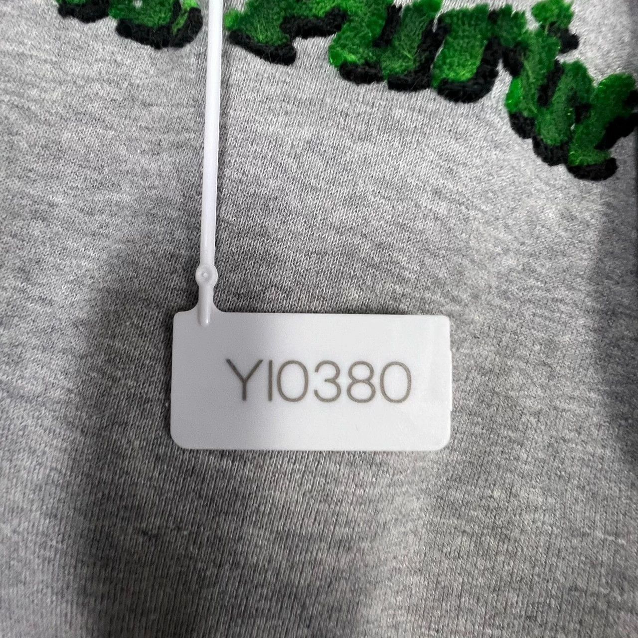 Louis Vuitton LV Flocked Graphic Hoodie L New Tried Once Size US L / EU 52-54 / 3 - 6 Thumbnail