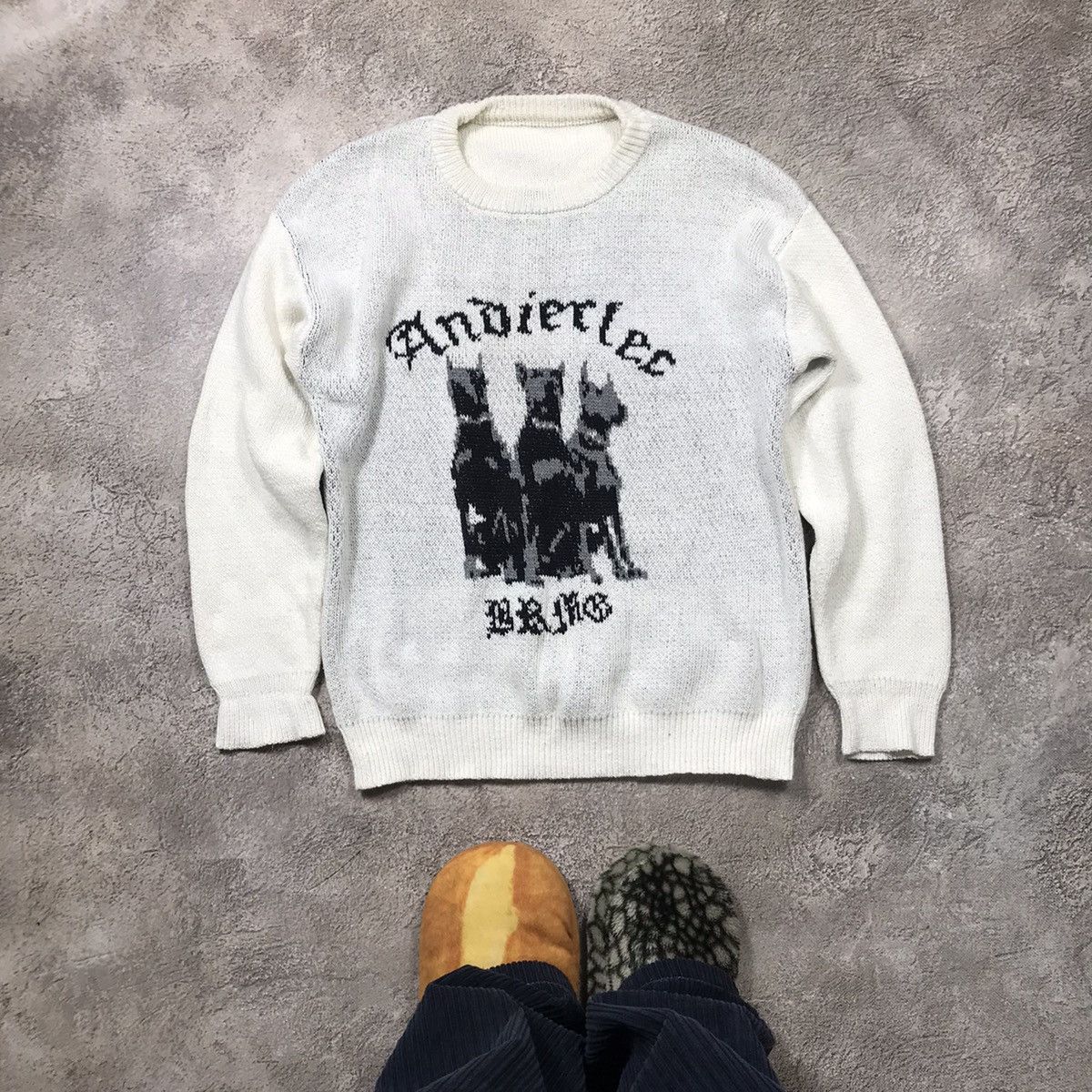 Vintage Vintage 90s Graphic Sweatshirt Oversized Grunge Punk Faded M Size M / US 6-8 / IT 42-44 - 1 Thumbnail