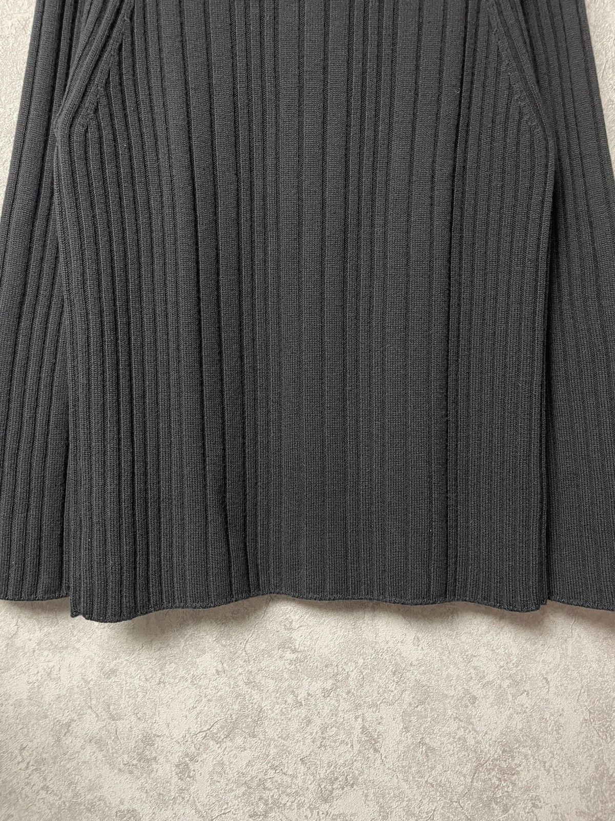 Armani Collezioni Vintage Armani Collezioni Black Wool Ribbed Sweater Luxury Size US L / EU 52-54 / 3 - 14 Thumbnail
