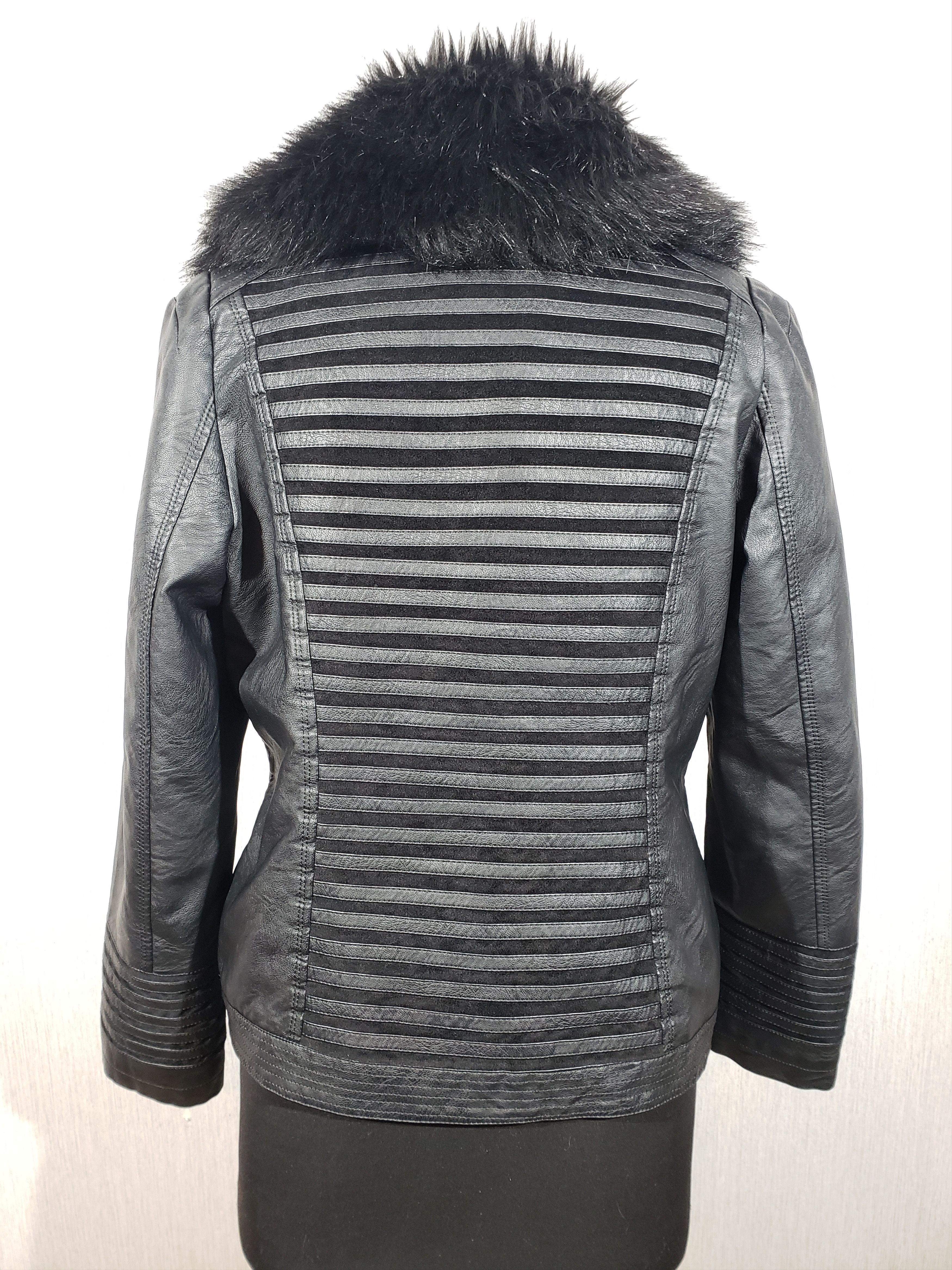 Other Stylish women's black faux leather jacket. Size L / US 10 / IT 46 - 4 Thumbnail