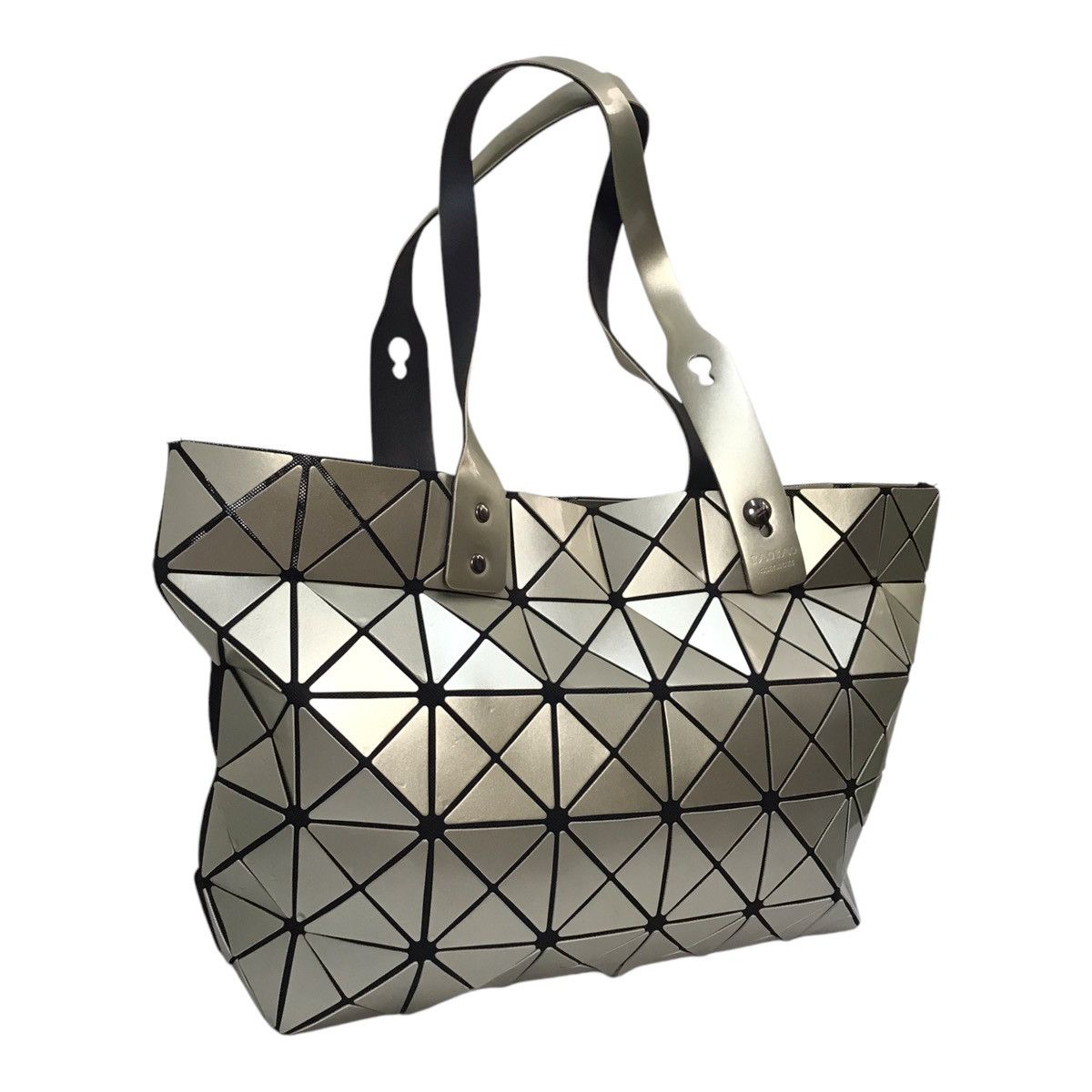 Issey Miyake × Issey Miyake Bao Bao × Japanese Brand Bao Bao Issey Miyake Rock Silver Metallic Mate Tote Bag Size ONE SIZE - 1 Thumbnail