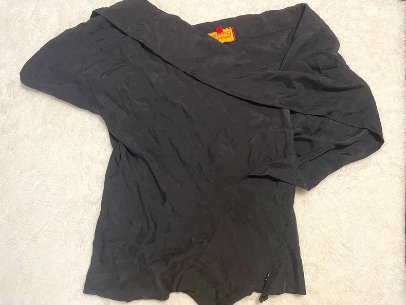 Vivienne Westwood Vivienne Westwood Size2 Black asymmetrical structure to pre Size M / US 6-8 / IT 42-44 - 3 Thumbnail