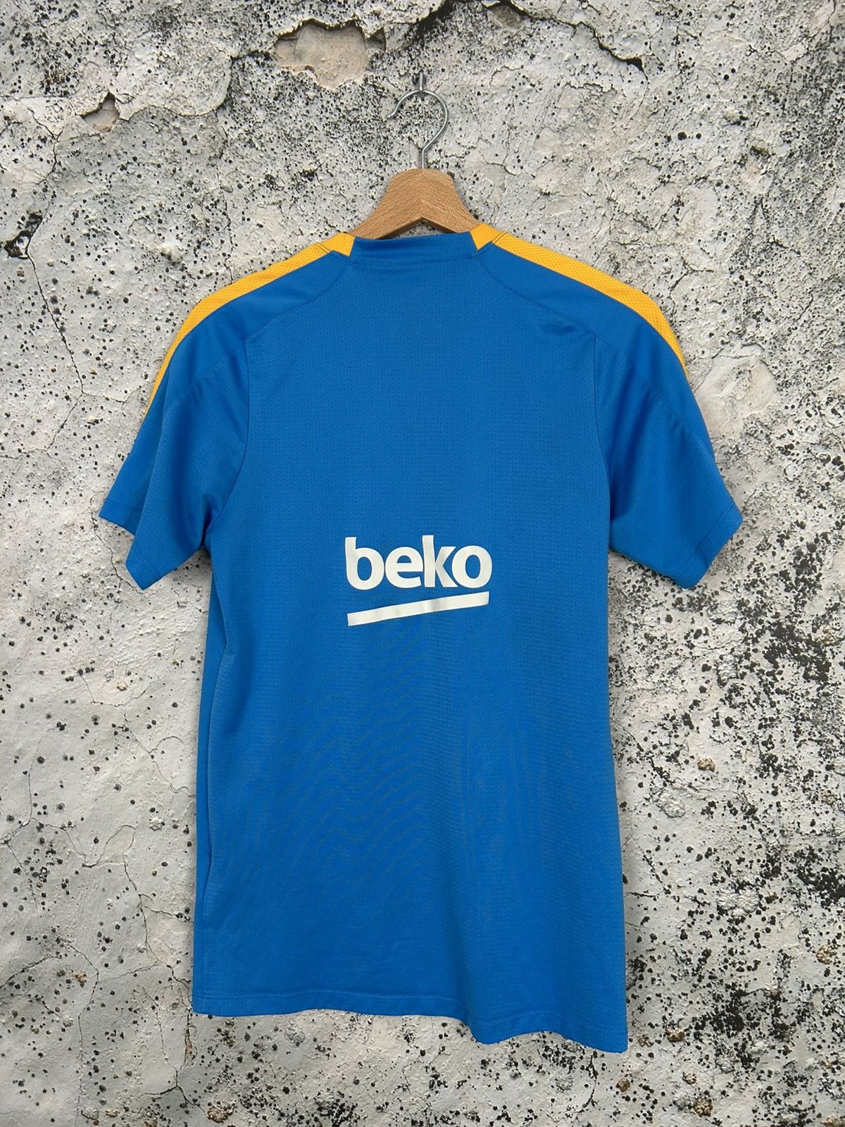 Nike Nike FC Barcelona Soccer Jersey Football Vintage Sport Rare Size US S / EU 44-46 / 1 - 4 Thumbnail