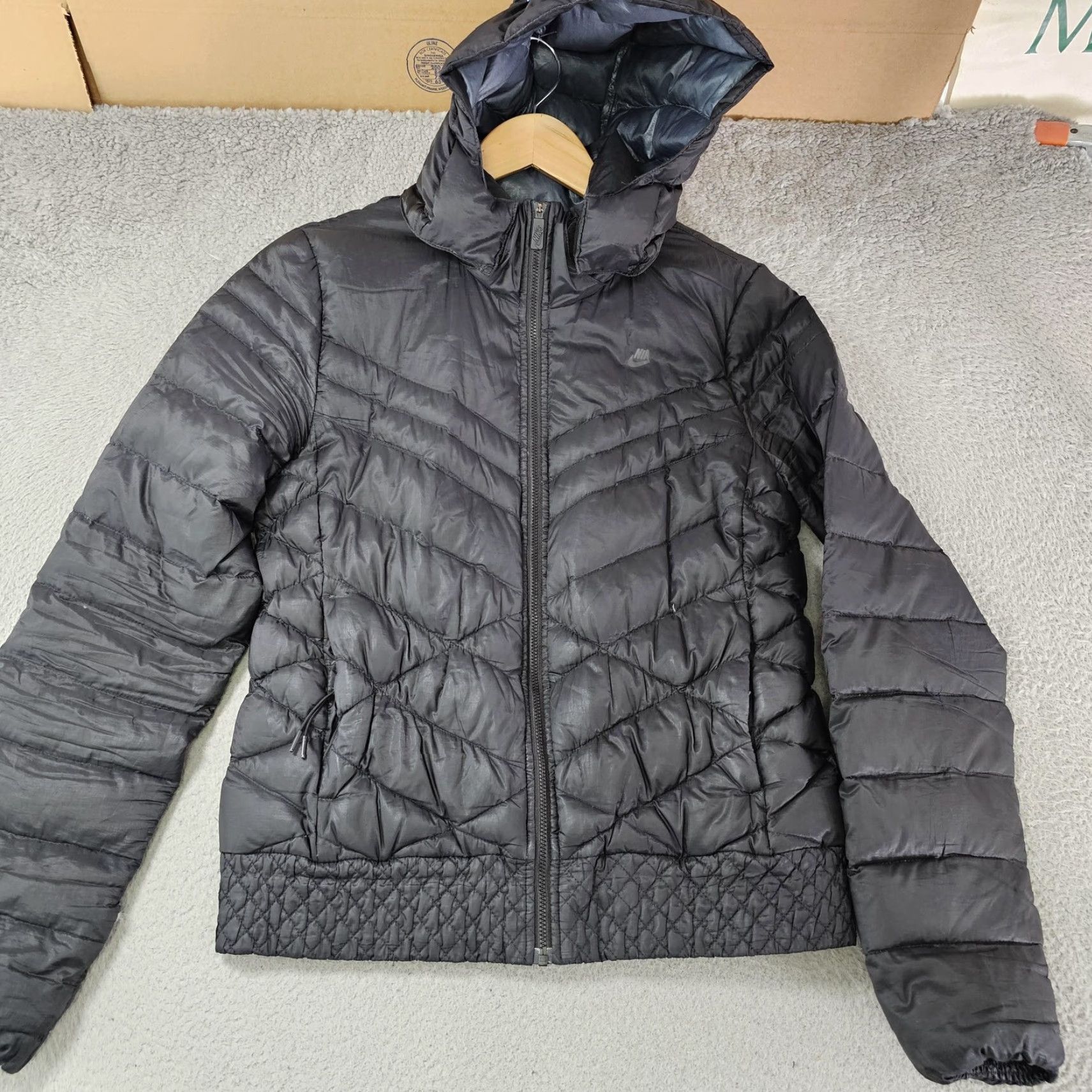 Nike VINTAGE Nike Down Puffer Jacket Womens M Black Hooded Quilted Zip 535441-010 Size M / US 6-8 / IT 42-44 - 2 Thumbnail
