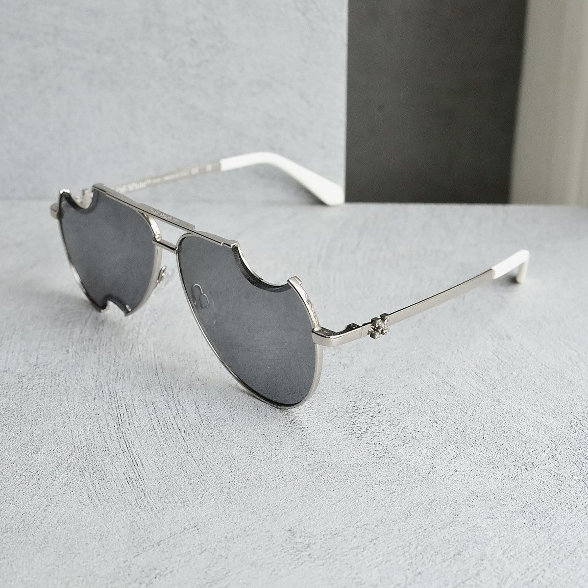 OFF WHITE DALLAS SUNGLASSES