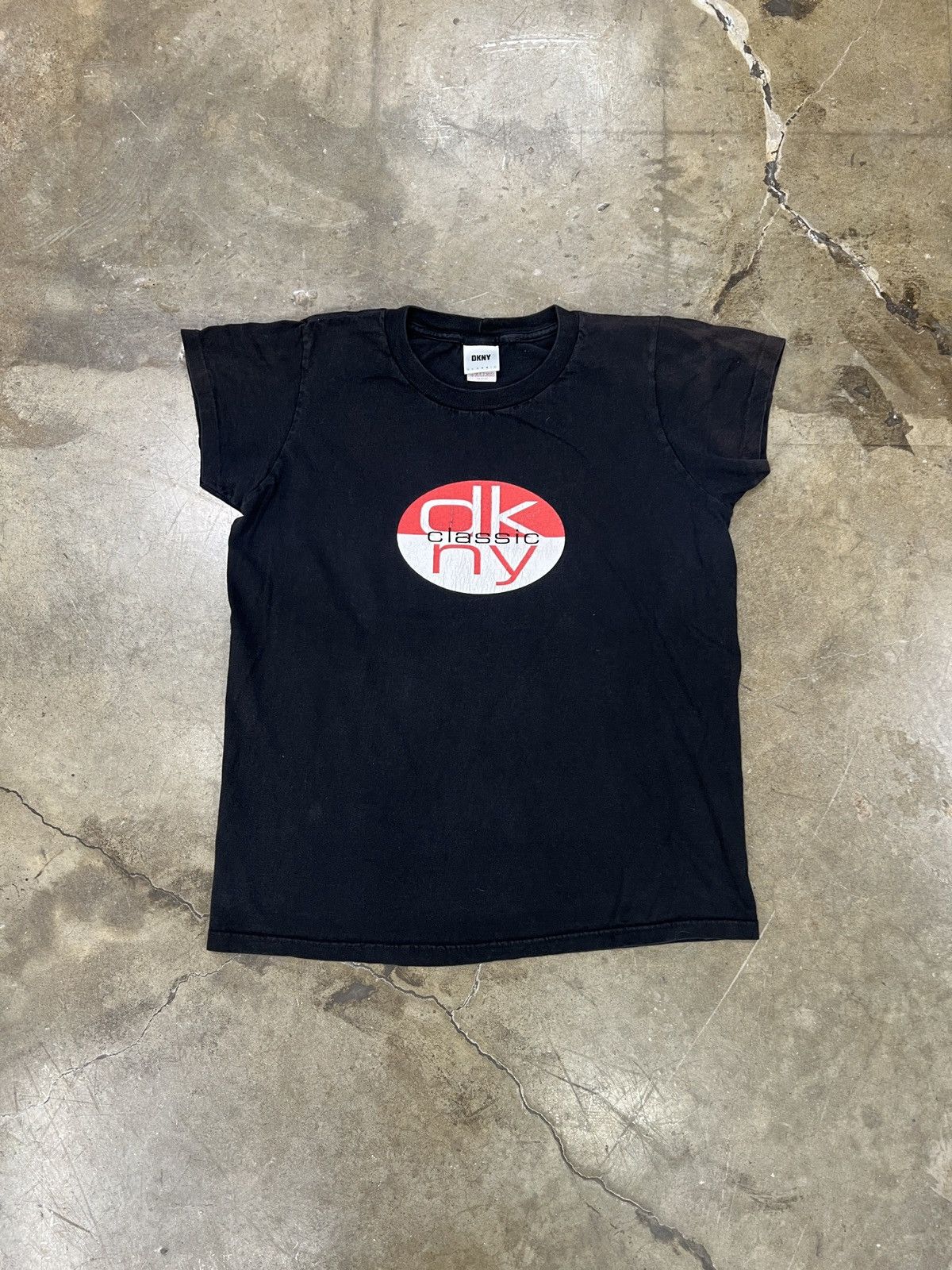 DKNY × Vintage Vintage DKNY Classic Graphic Tee Medium Size M / US 6-8 / IT 42-44 - 2 Thumbnail