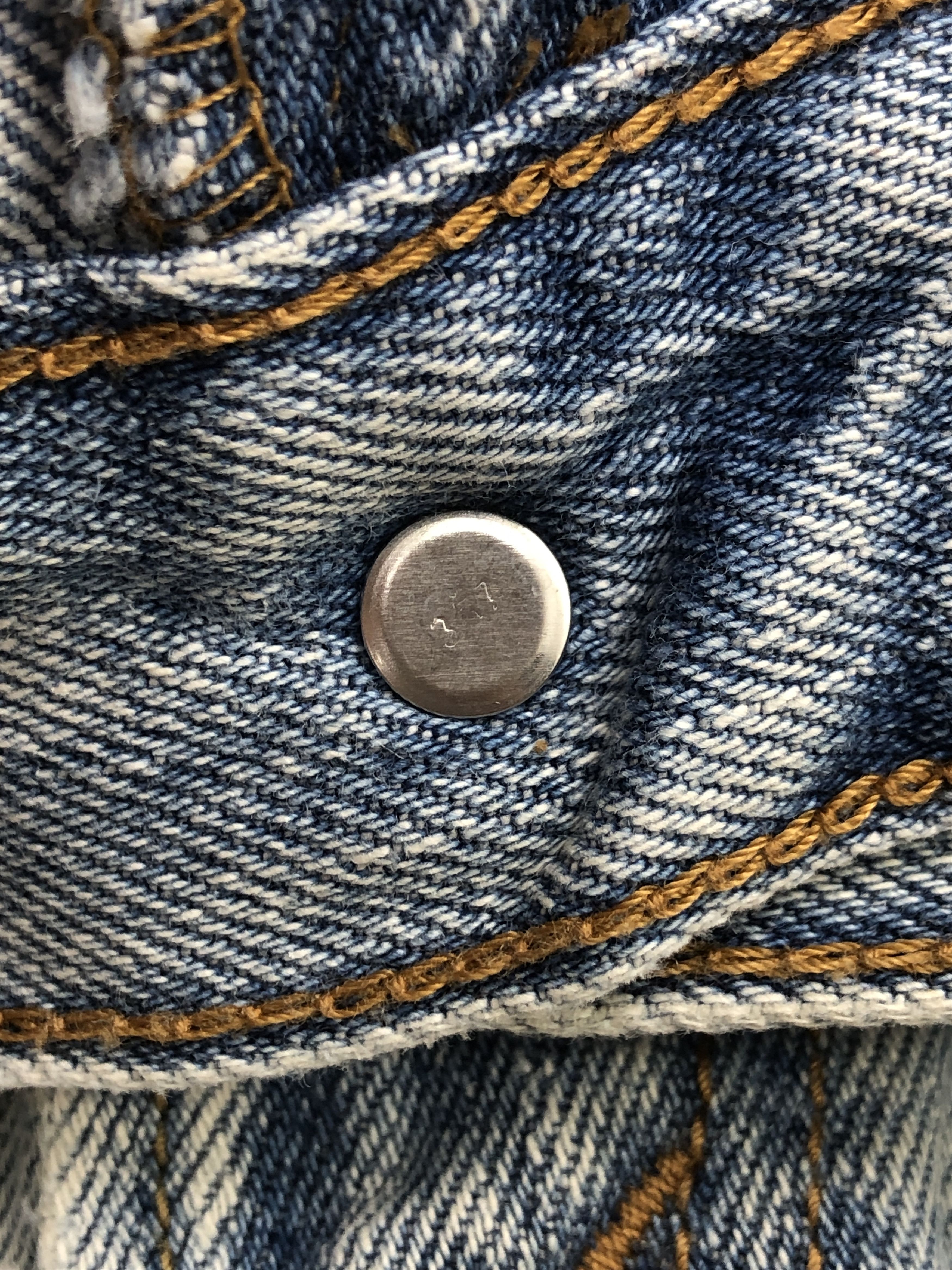 Levi's × Vintage Vintage Levis 505 Light Washed Denim Jeans Size US 33 - 13 Thumbnail