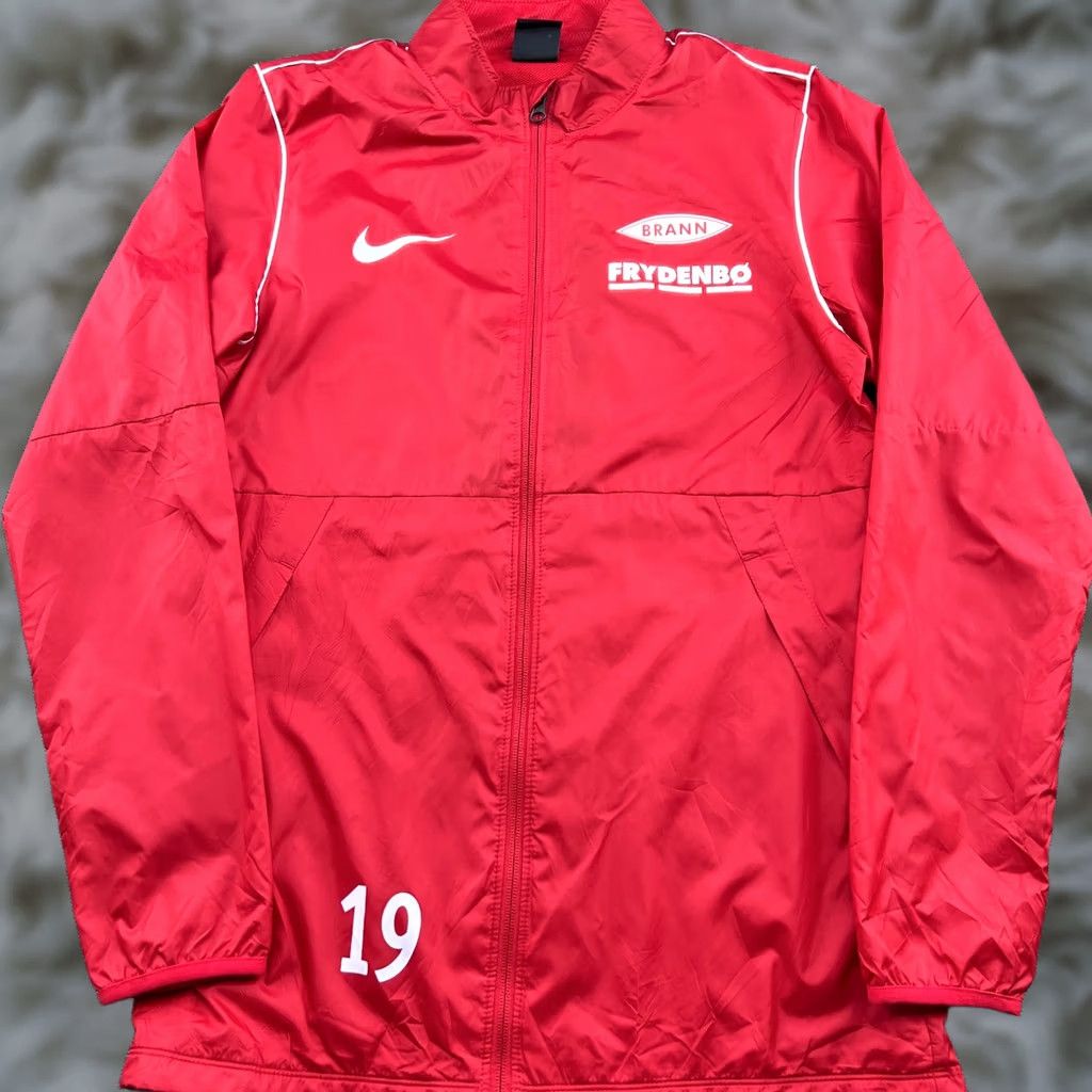 Nike Nike Nylon Jacket Mens Small Red Full Zip Track Football Training Drill Brann SK Size US S / EU 44-46 / 1 - 1 Thumbnail