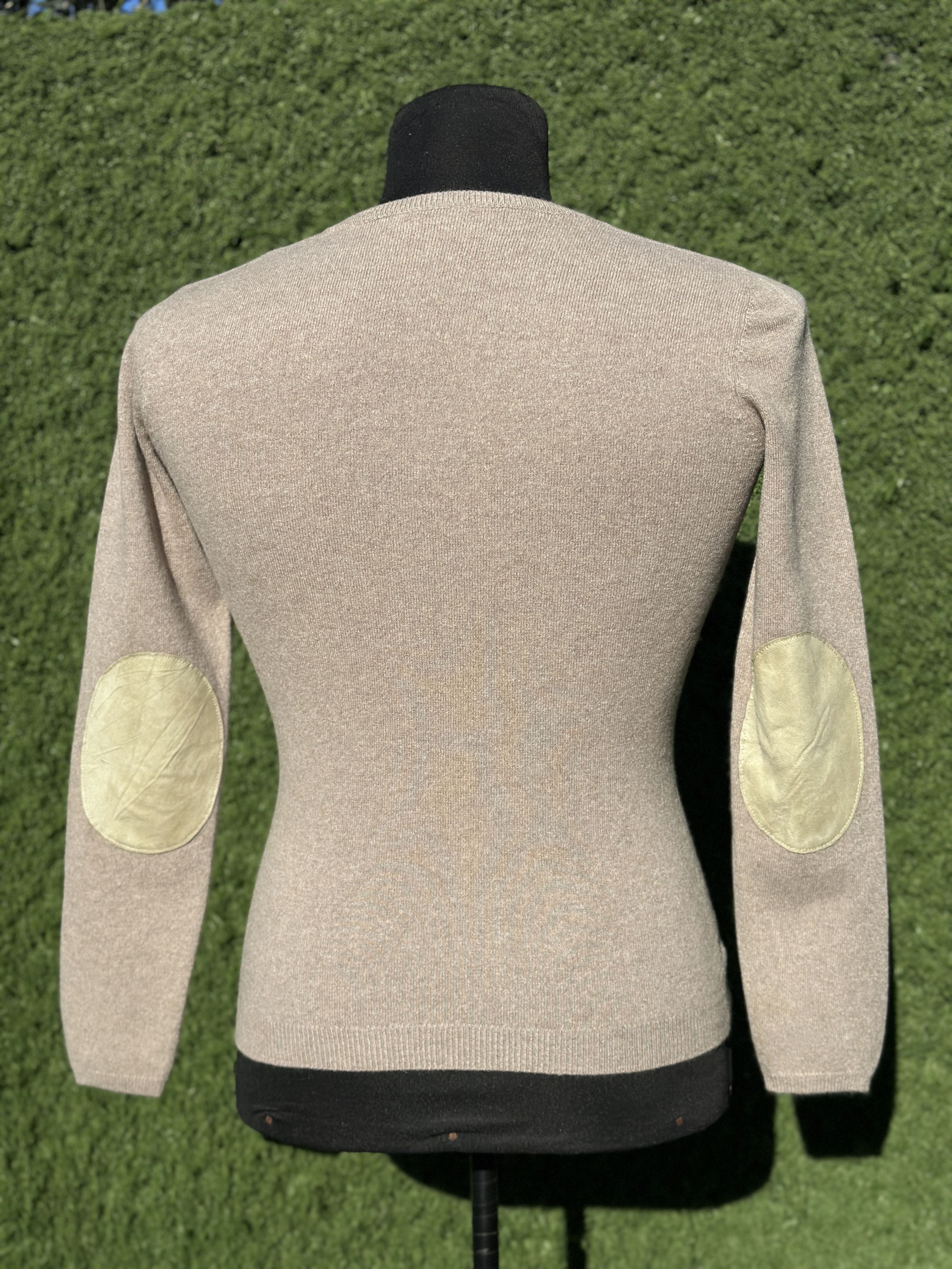 Brunello Cucinelli Brunello Cucinelli 100% Cashmere V Neck Elbow Patches M L Size M / US 6-8 / IT 42-44 - 4 Thumbnail