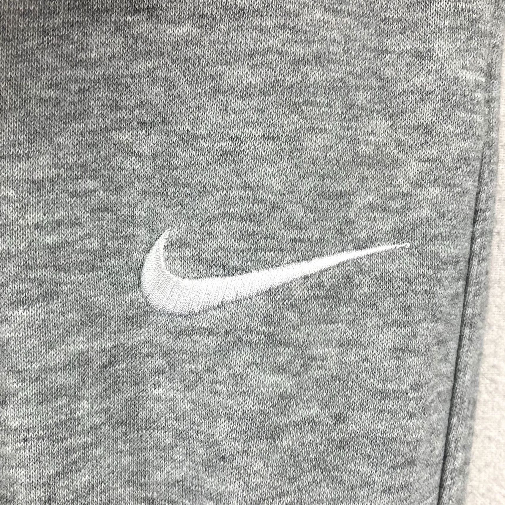 Nike Nike Sportswear Club Fleece Jogger Pants Gray White Swoosh Small 28x29 Pants Mens Regular Gray Nike Fleece Sweatpants Jogger Casual Activewear 90s? Size US 29 - 3 Thumbnail
