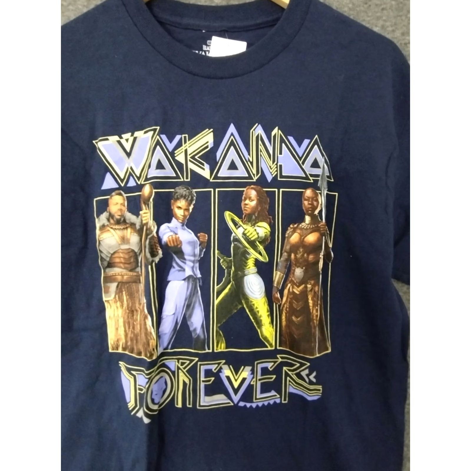 Vintage Marvel Mens Wakanda Forever T-Shirt Marvel Wakanda Forever T Shirt Men M Blue Cotton Shirt Logo Crew Neck All Seasons Black Panther Vintage No Size US M / EU 48-50 / 2 - 3 Thumbnail