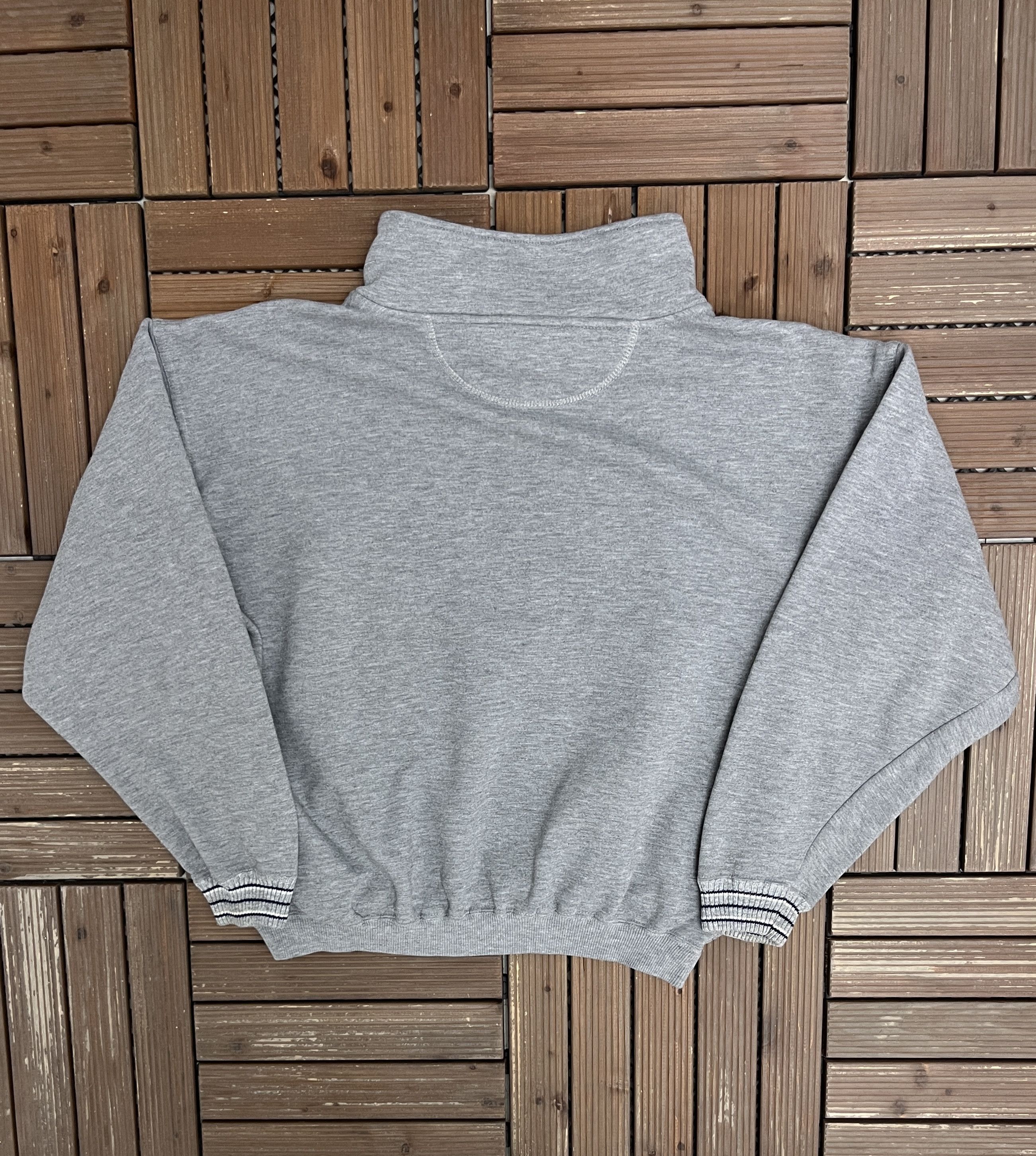 Vintage Mickey Mouse American Classic Vintage Grey Sweater Crewneck Size US L / EU 52-54 / 3 - 4 Thumbnail