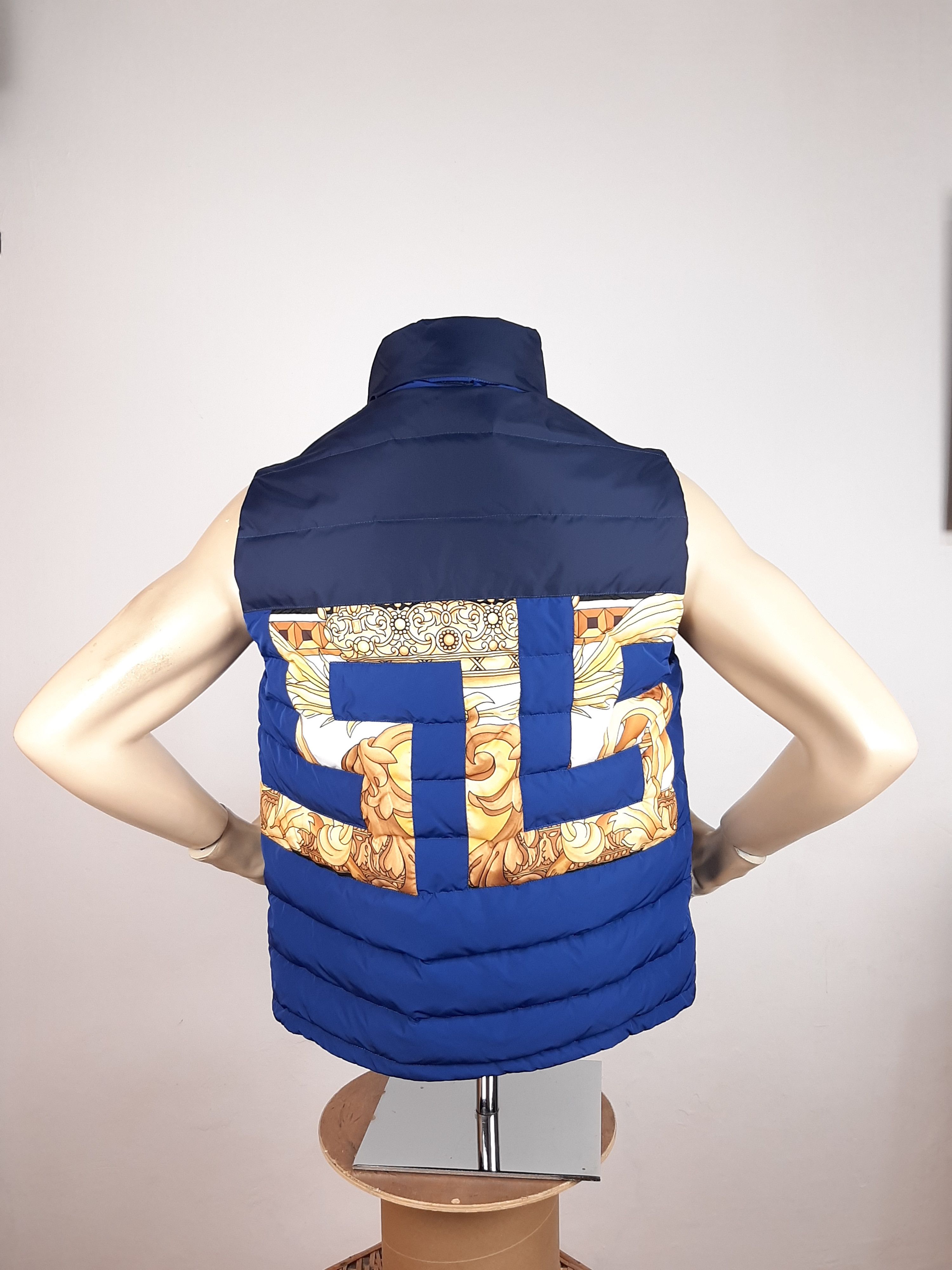 Versace Versace Greca Print Vest Blue Men's Size IT 50 Slim Size US M / EU 48-50 / 2 - 4 Thumbnail