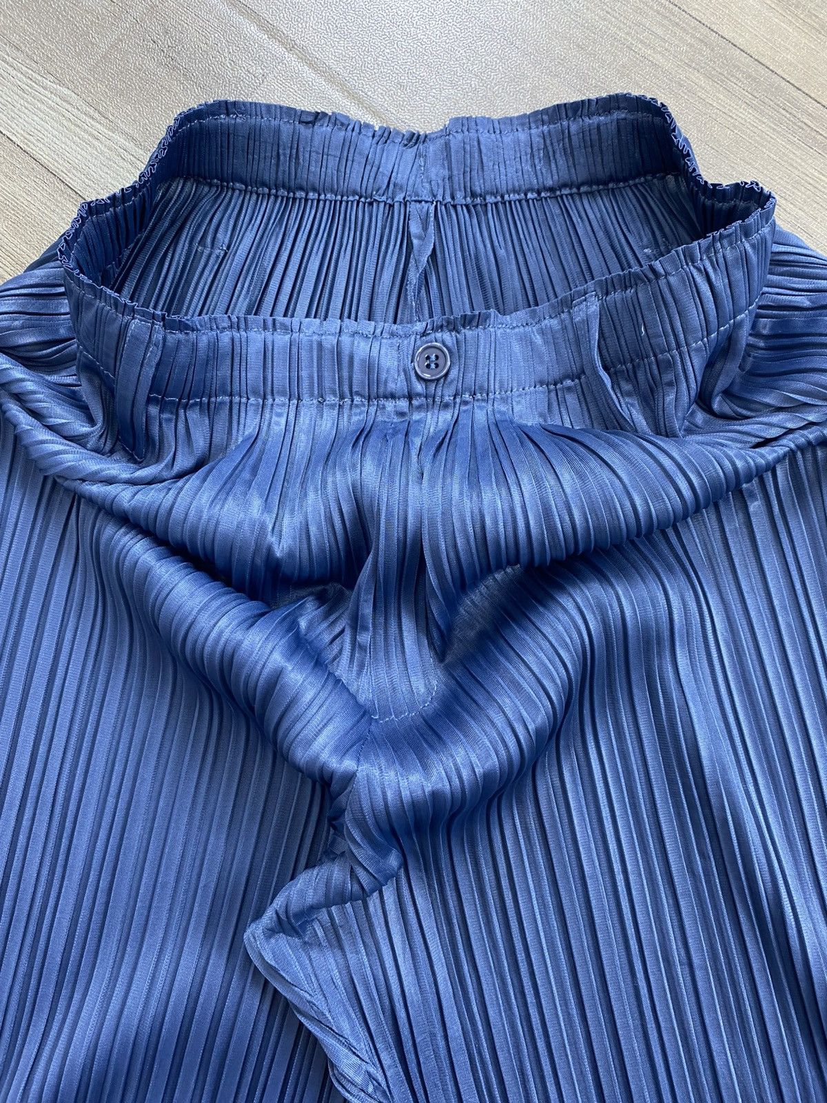 Pleats Please Issey Miyake Vintage Pleats Please Issey Miyake Wide Leg Pants Blue Size US 28 / EU 44 - 11 Thumbnail
