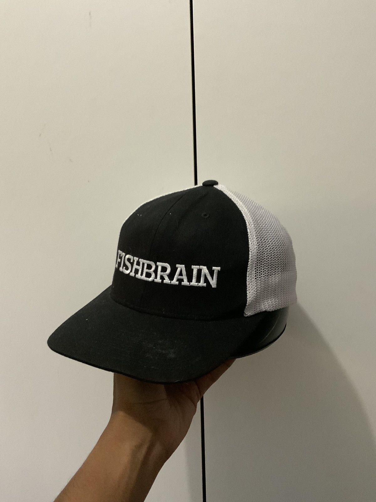 Hat Club Fishbrain Yupoong Flexi Spellout Fitted trucker Hat Size ONE SIZE - 1 Thumbnail