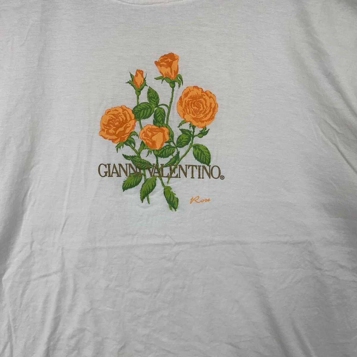 Valentino Vintage GIANNI VALENTINO ITALY Rose Flowers Tee Shirt Top Size S / US 4 / IT 40 - 4 Thumbnail