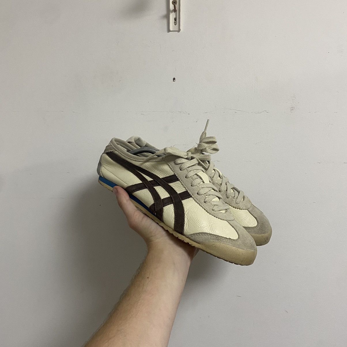 Asics Vintage Shoes Asics Onitsuka Tiger Size US 8.5 / EU 41-42 - 1 Thumbnail