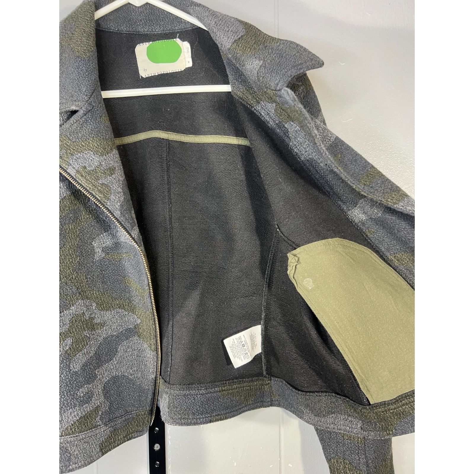 Anthropologie Anthropologie Marrakech Faux Suede Fleece Green Camo Cropped Size L / US 10 / IT 46 - 3 Thumbnail
