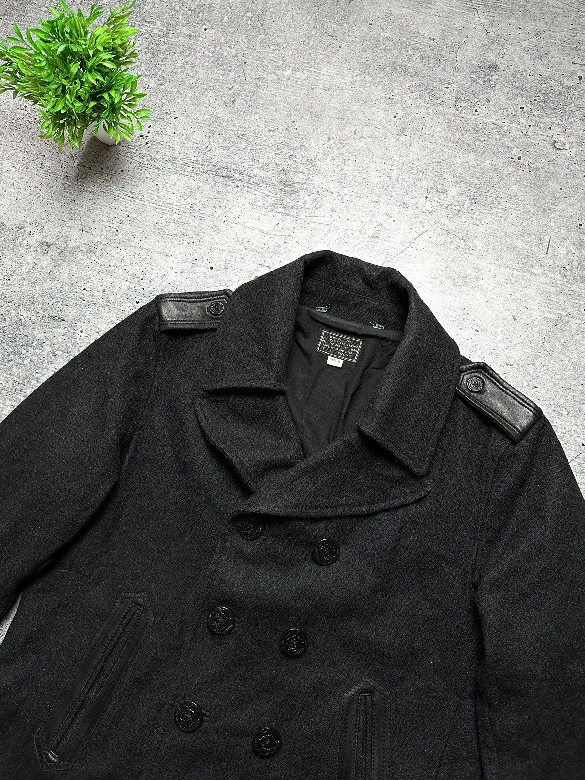 Diesel Vintage Diesel Wool Double Breasted Leather Insert Pea Coat Size US XL / EU 56 / 4 - 4 Thumbnail