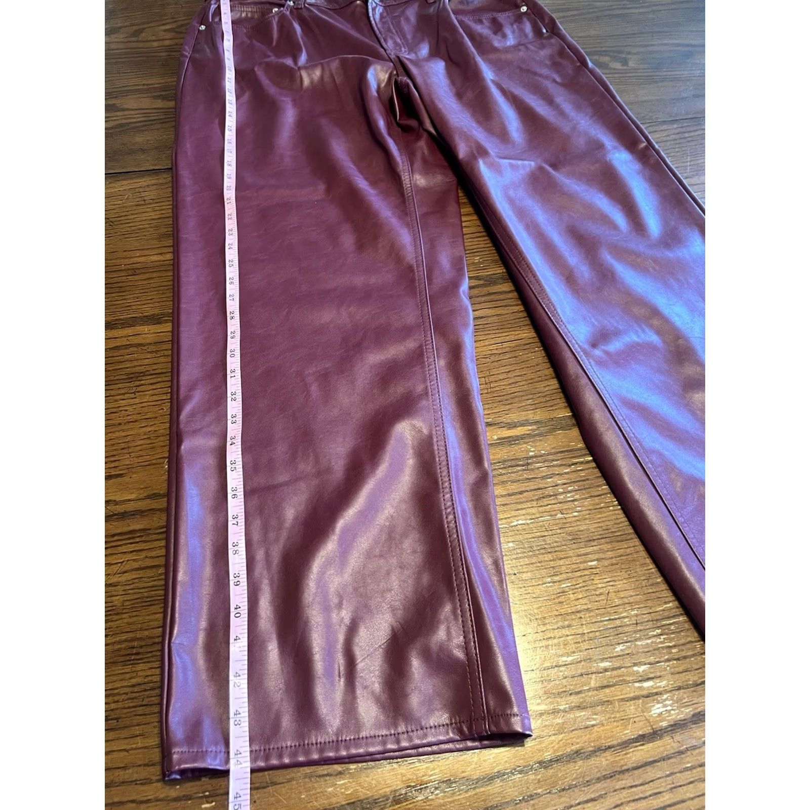 Vintage VINTAGE Universal Thread Womens Mid Rise 90s Faux Leather Pants Magenta 16R NWT Women's Pants Size 38" / US 16 / IT 52 - 7 Thumbnail