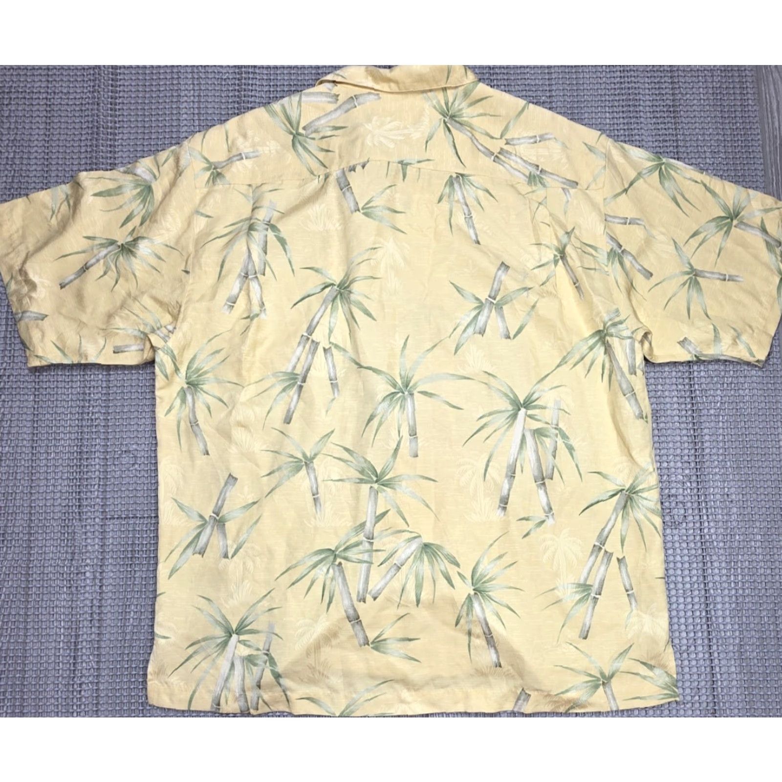 Tommy Bahama TOMMY BAHAMA Mens L Silk Short Sleeve Button-Up Yellow Hawaiian Camp Shirt Size US L / EU 52-54 / 3 - 5 Thumbnail