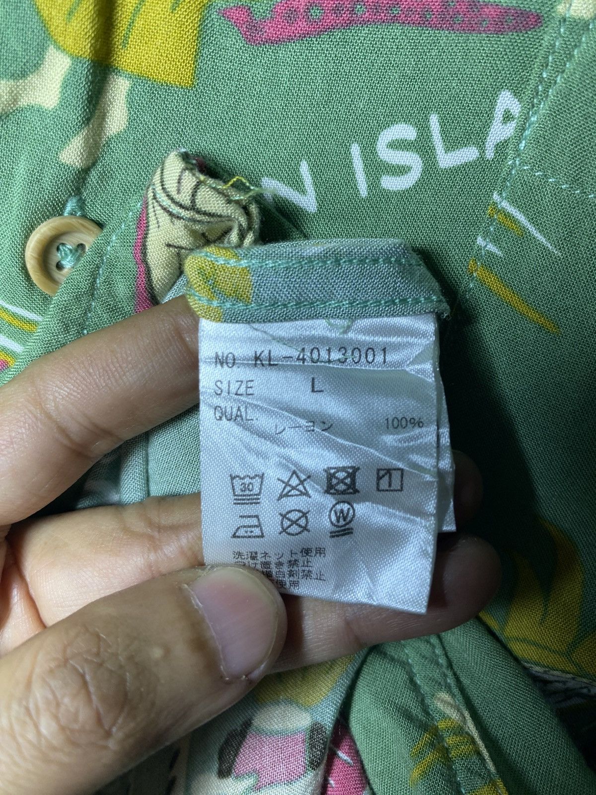 Le Grande Bleu (L.G.B.) Vintage Kaluluwa Hawaiian Style Open Collar Rayon 50's Size US L / EU 52-54 / 3 - 6 Thumbnail