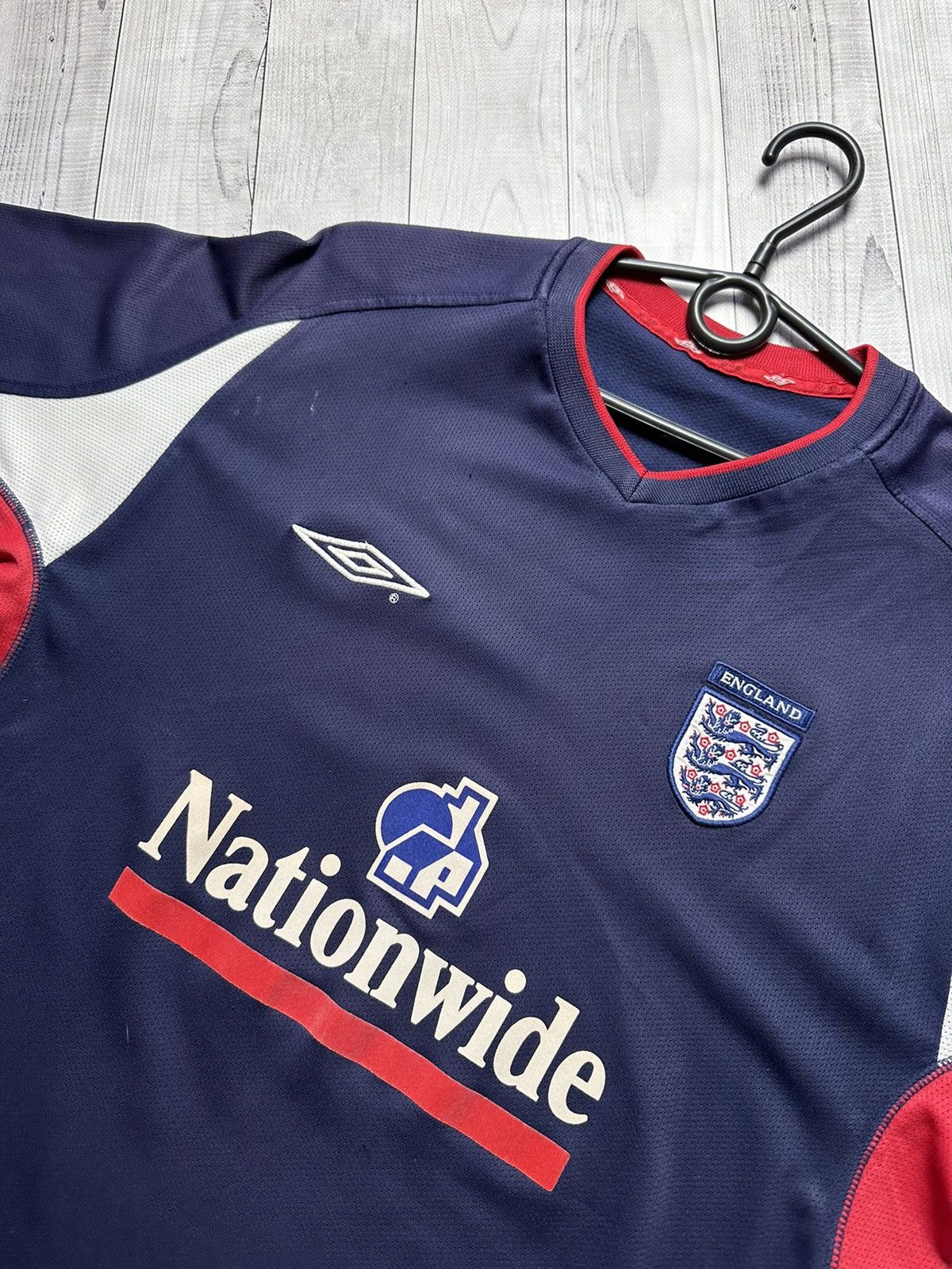 Umbro Vintage Umbro England soccer jersey size S Size US S / EU 44-46 / 1 - 4 Thumbnail
