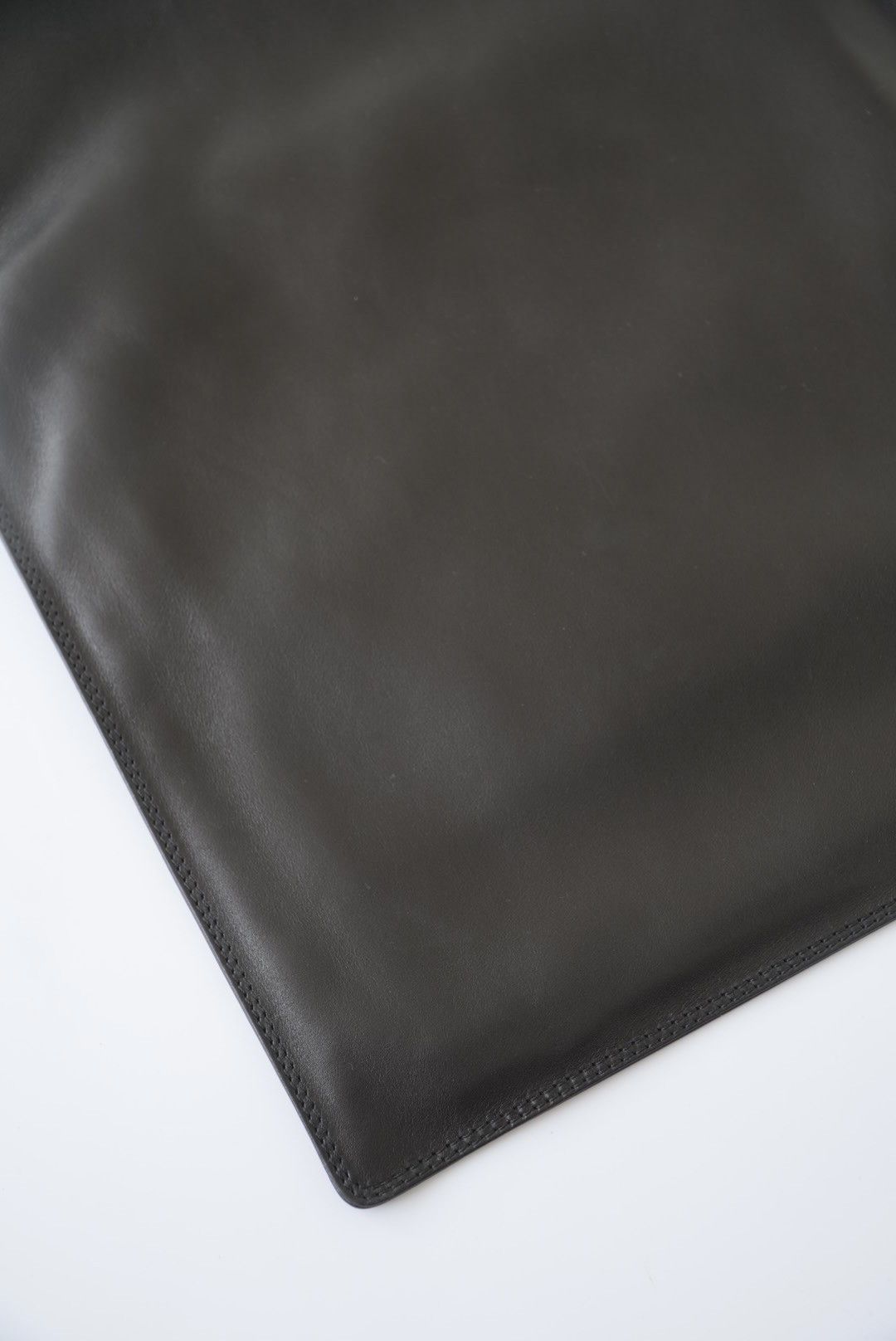 Chanel Chanel Black Leather Shoulder Bag Size ONE SIZE - 7 Thumbnail