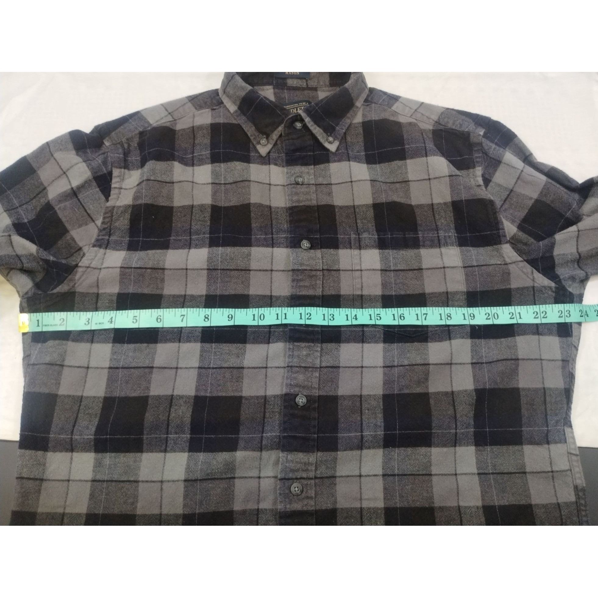 Pendleton Pendleton Men's Grey/Black Shirt/Button Up Size L SKU 3749 Size US L / EU 52-54 / 3 - 7 Thumbnail