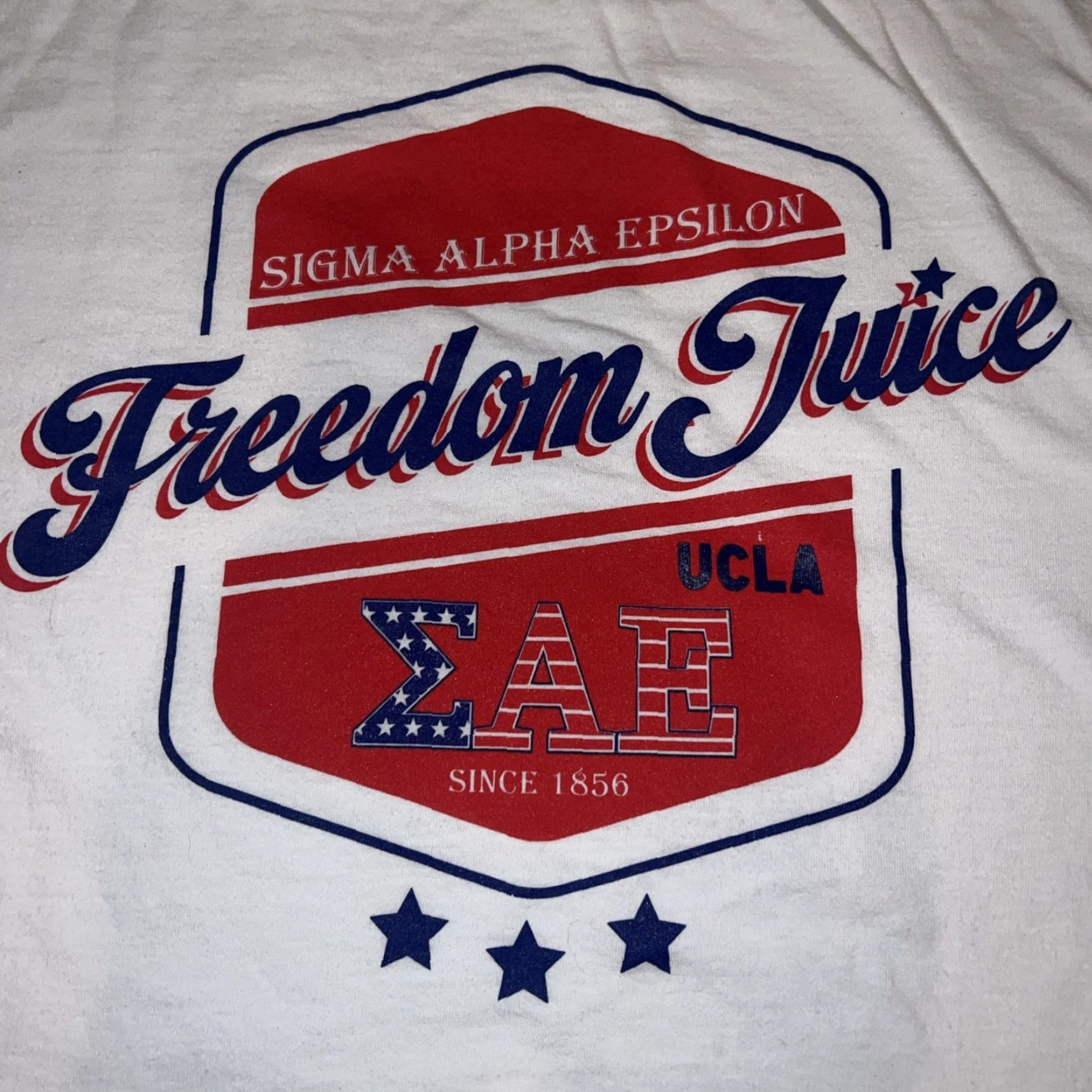 Fruit Of The Loom VINTAGE UCLA Bruins SAE Sigma Alpha Epsilon Fraternity Freedom Juice Parody Shirt L Men White Cotton Graphic Tee Size US L / EU 52-54 / 3 - 2 Thumbnail