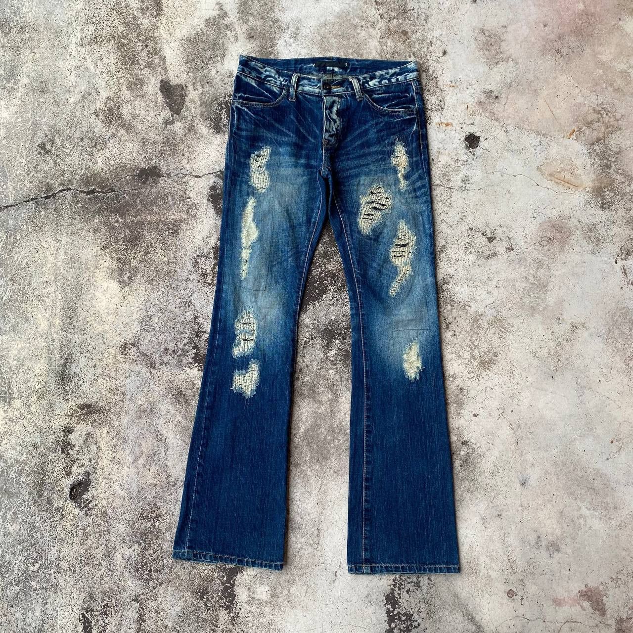 GOSTAR DE FUGA FLARED FUGA DISTRESSED DENIM BOOTCUT W29" Size US 30 / EU 46 - 4 Thumbnail