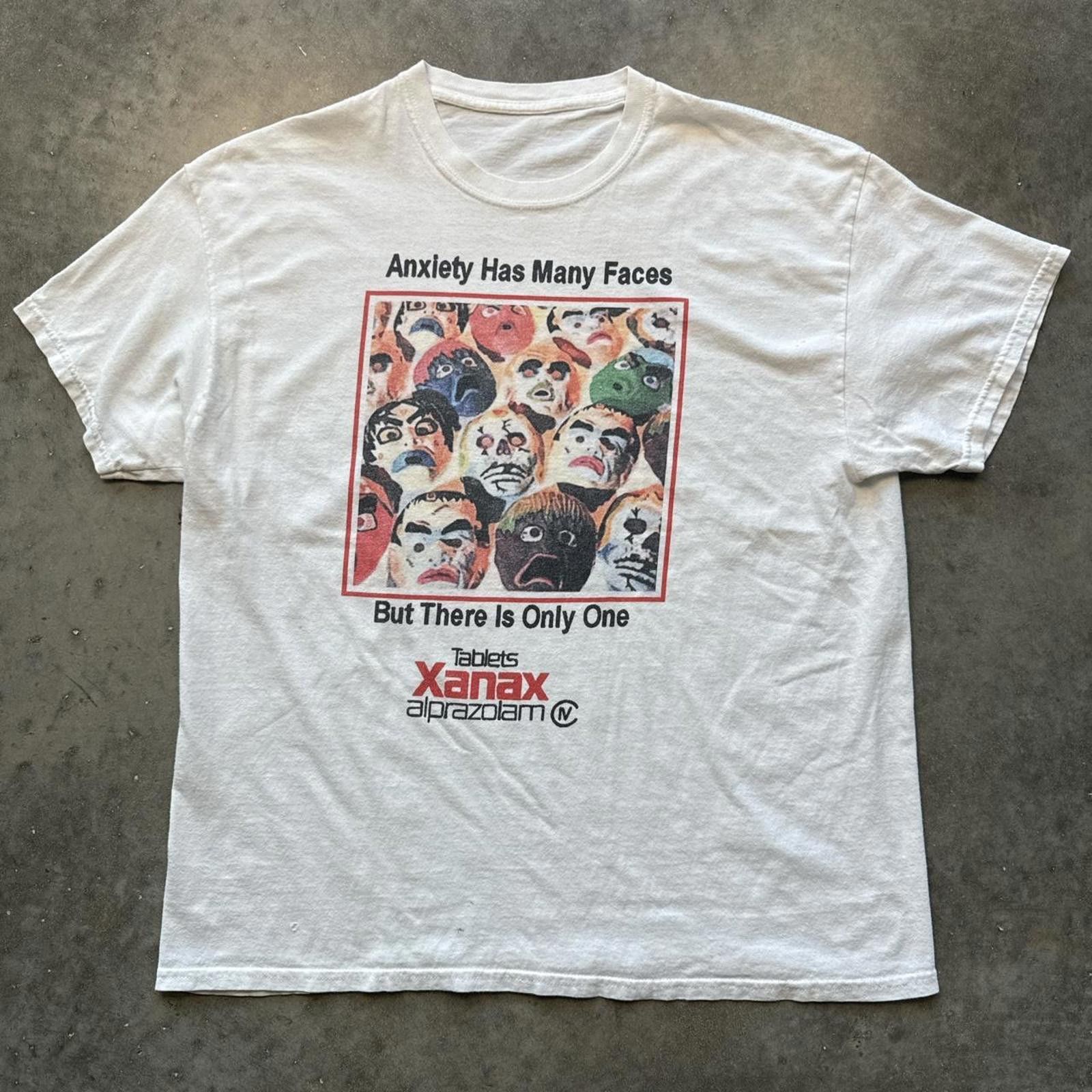 Hanes Anxiety Has Many Faces But Xanax Is The Only One 90s T-Shirt Size US L / EU 52-54 / 3 - 1 Thumbnail