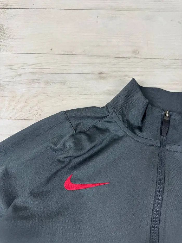 Nike Nike Liverpool Tracksuit Jacket And Pants Football Soocer Size US M / EU 48-50 / 2 - 6 Thumbnail